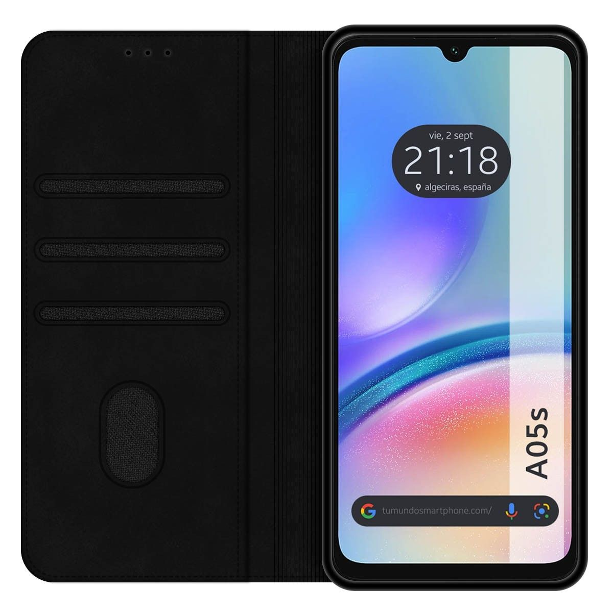Telefono con custodia a portafoglio nera, che mostra data e ora sullo schermo e il testo A05S.