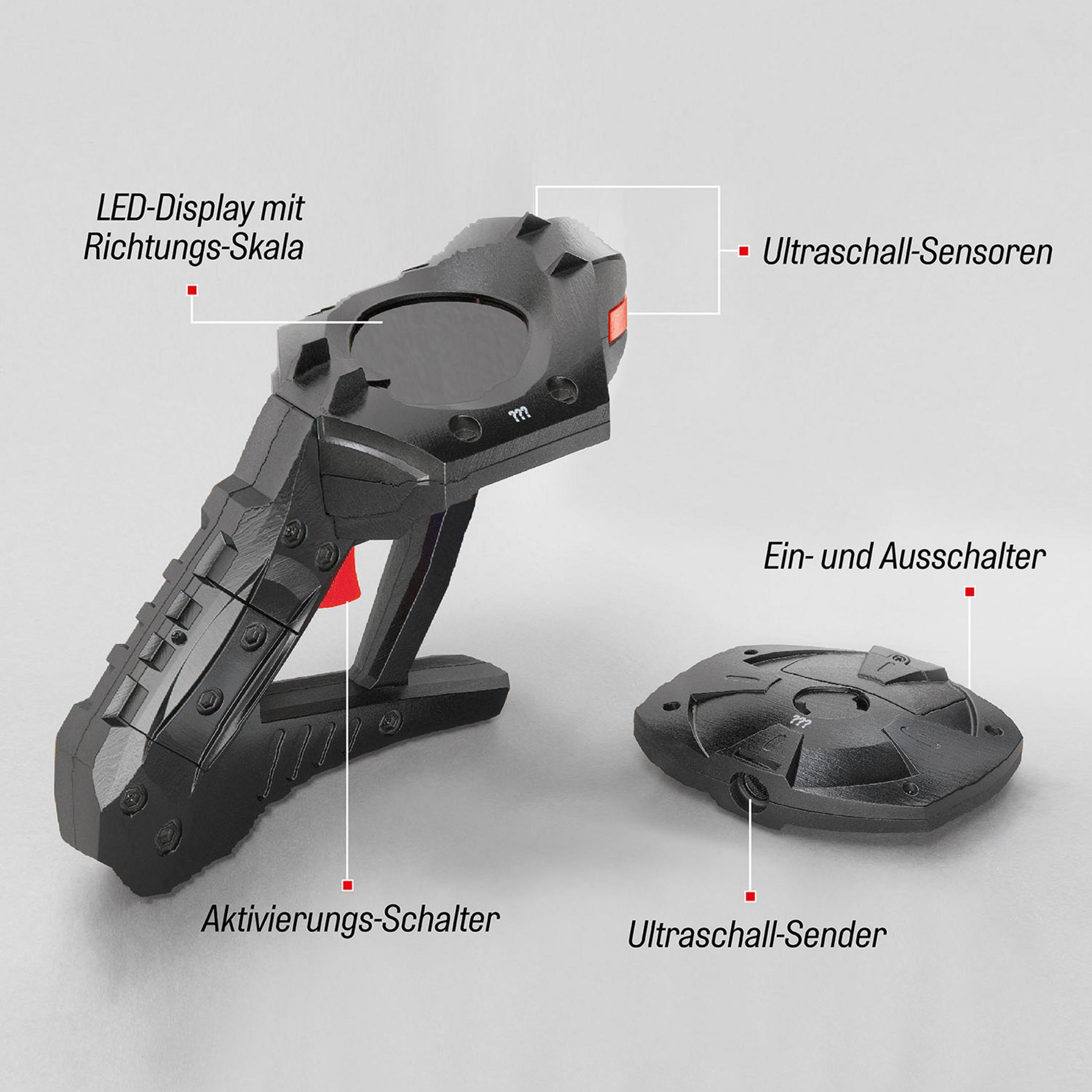 Ein schwarzes Gerät mit beschrifteten Komponenten, darunter ein LED-Display, Ultraschallsensoren und Schalter.
