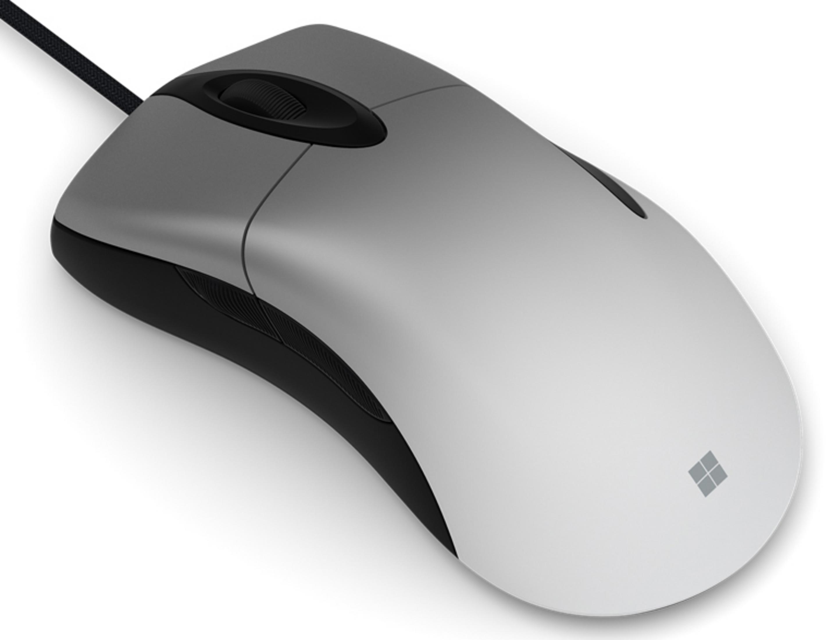 Un ratón de computadora blanco y gris con cable negro y logotipo de Microsoft.