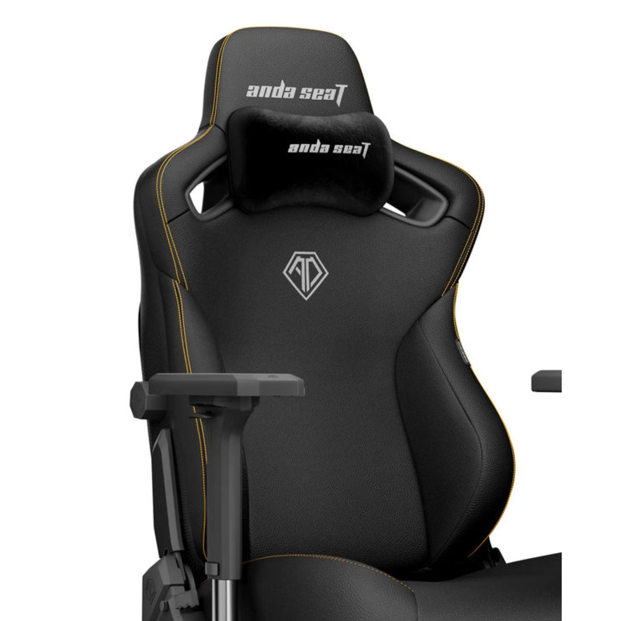 Zwarte en gele gaming stoel met het merklogo op de hoofdsteun.