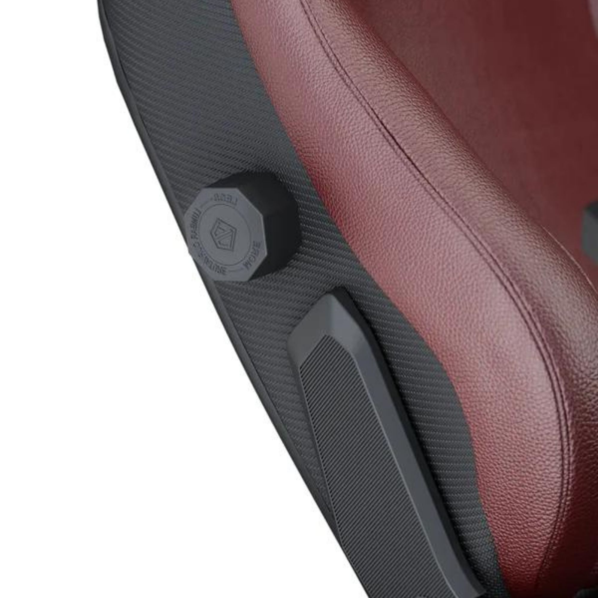 Die Seite eines schwarz-roten Gaming-Stuhls mit einem Rad und dem Markenlogo.