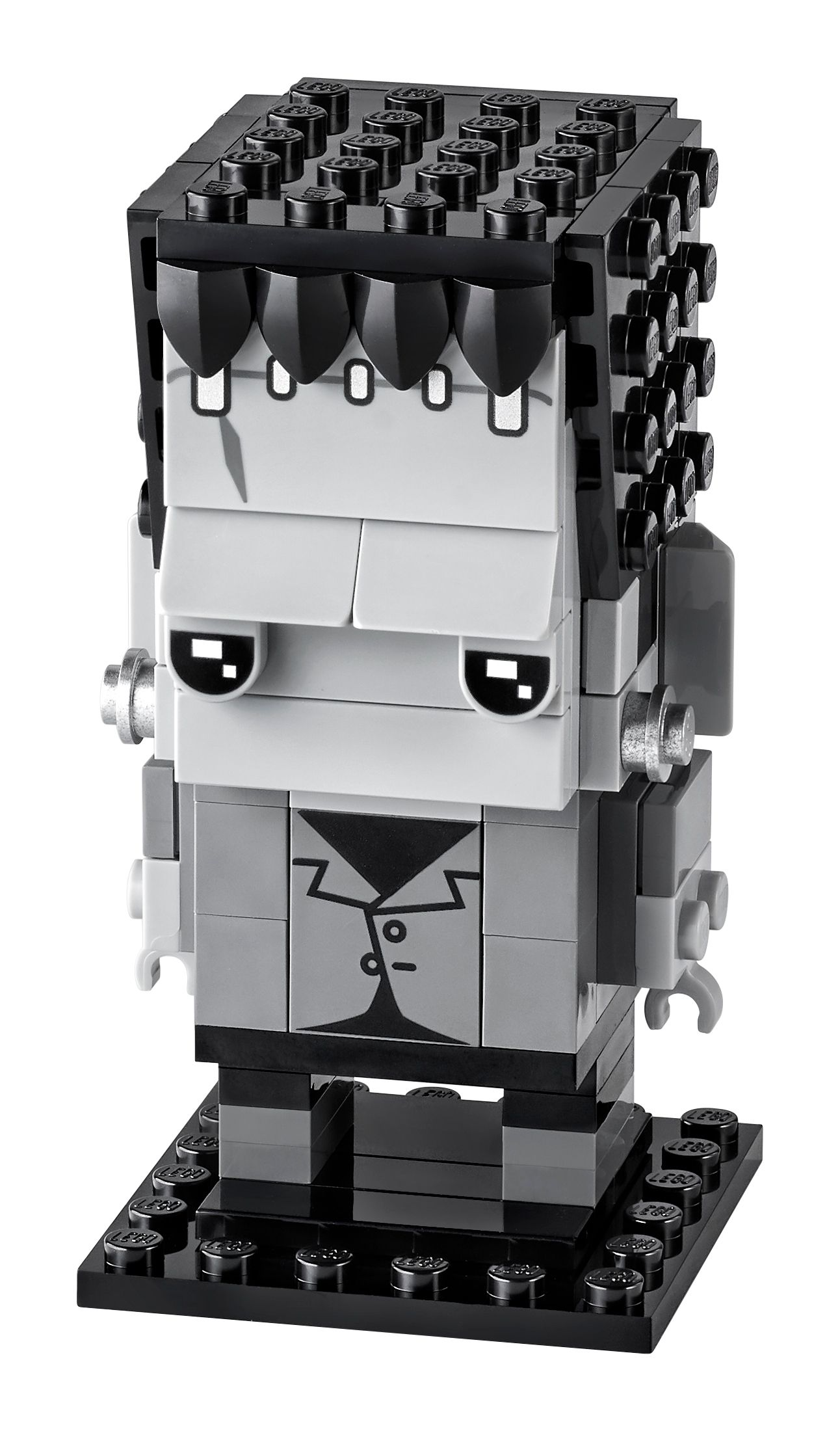 Eine Lego Frankenstein-Figur aus grauen und schwarzen Blöcken steht auf einer schwarzen Basis.