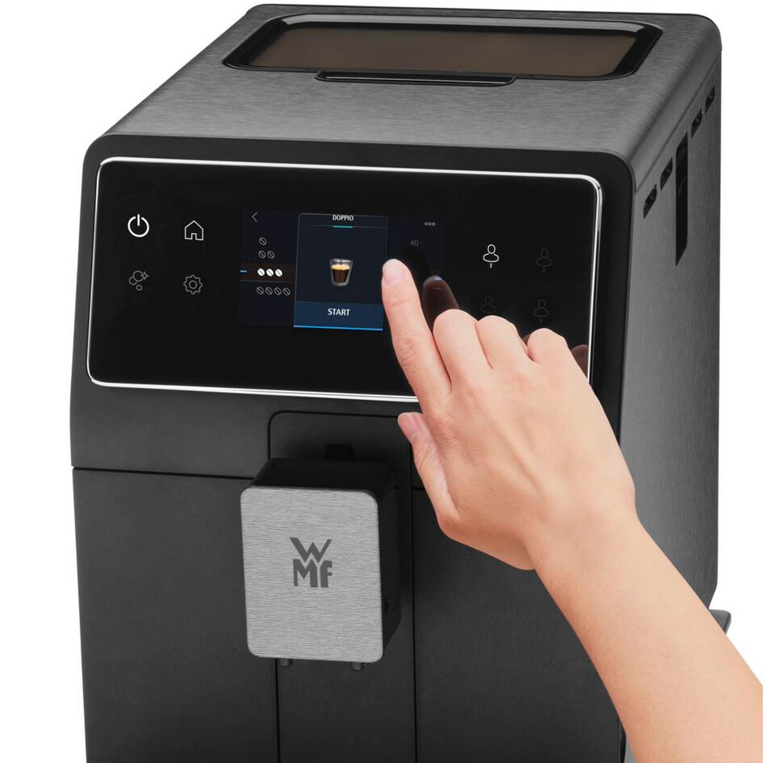 Czarny ekspres do kawy jest włączony. Palec dotyka ekranu, aby uruchomić parzenie.