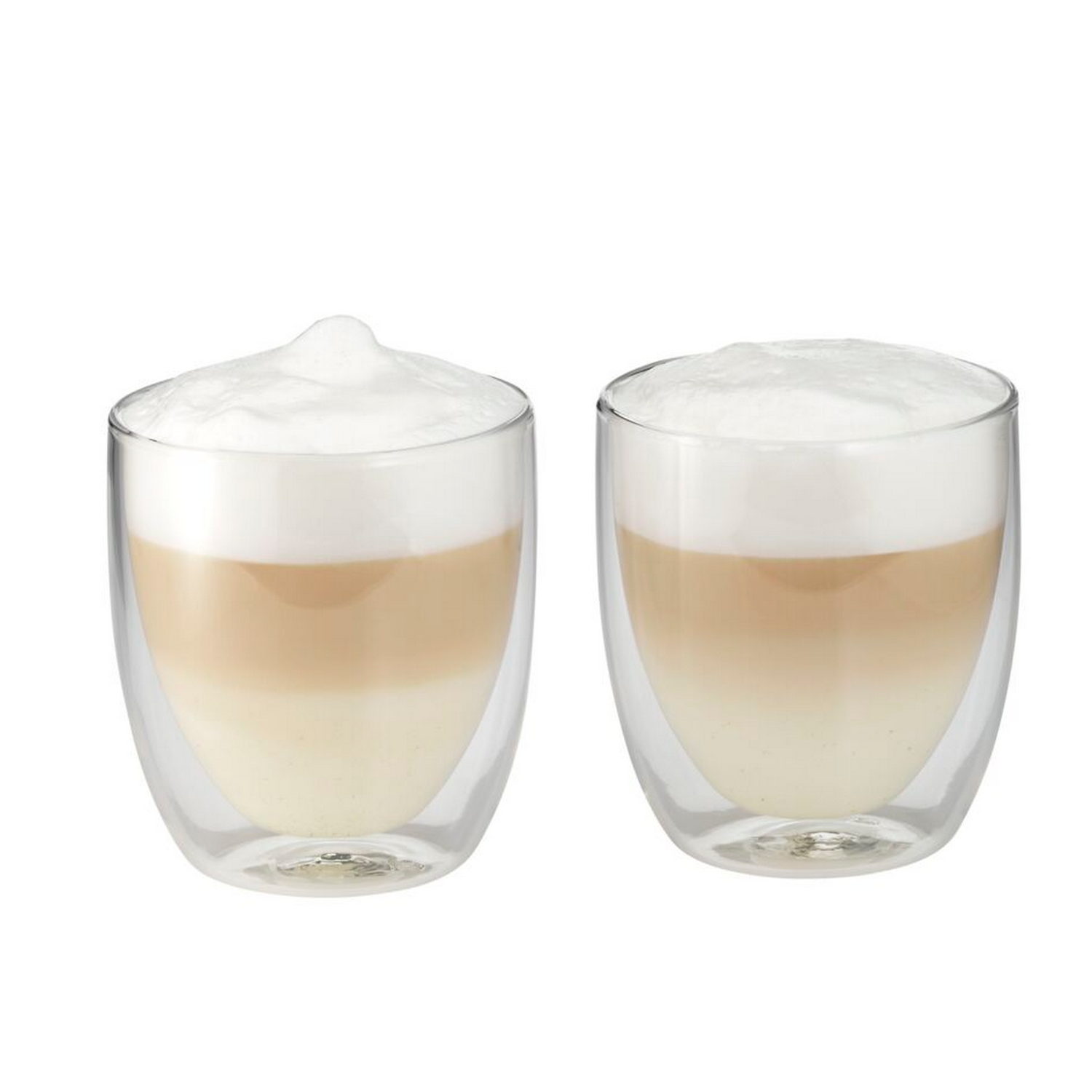 Her birinde katmanlı süt, kahve ve köpük bulunan iki latte macchiato bardağı.