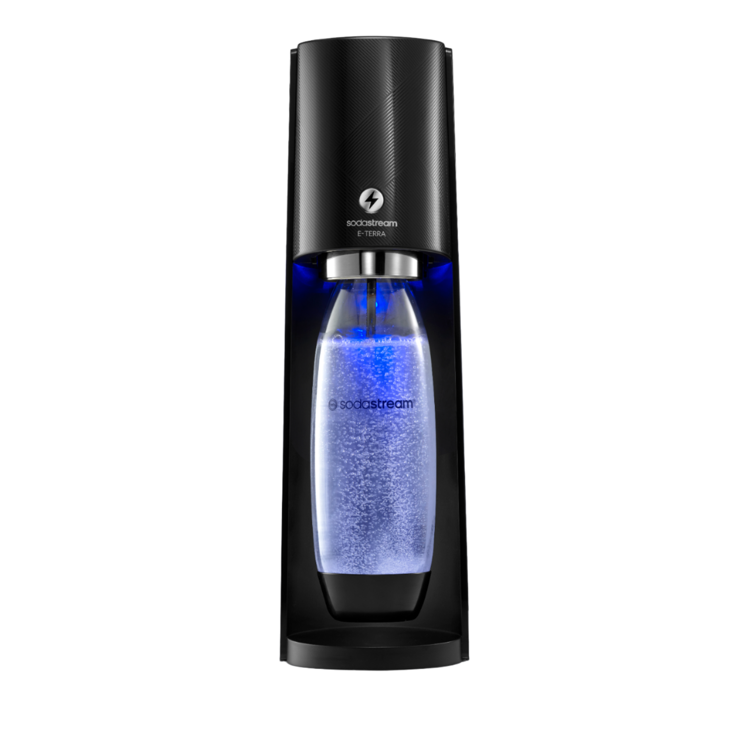 SodaStream-Maschine, schwarz. Flasche innen mit blauem Licht. Blasen sind sichtbar. Schwarzer Hintergrund.