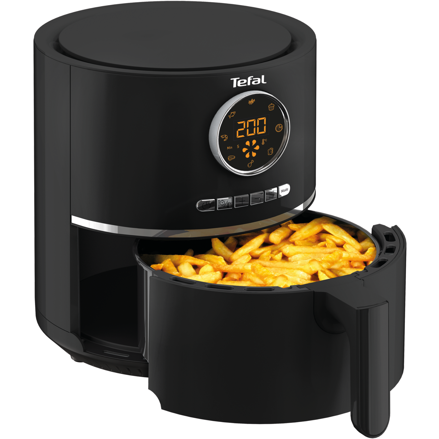 Czarna frytkownica powietrzna z koszem frytek na białym tle.