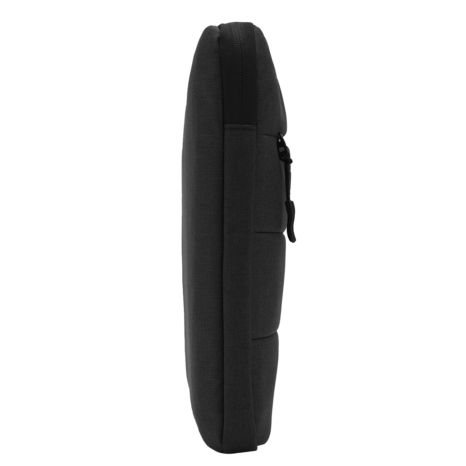 Eine schwarze Laptoptasche. Sie hat eine Seitentasche mit Reißverschluss und ein Nahtdesign.