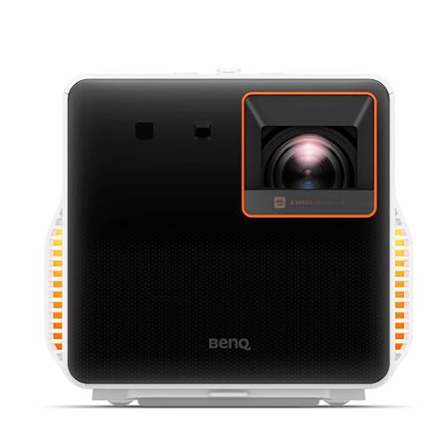 Un proiettore bianco e nero con un'area lenti con cornice arancione. Il logo BenQ è visibile.
