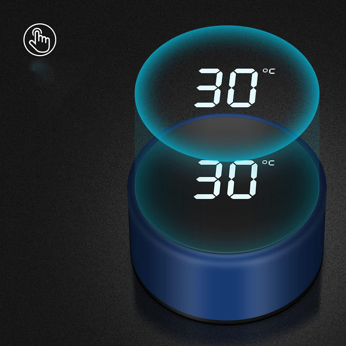 Eine blaue intelligente Wasserflasche mit digitaler Anzeige, die 30 Grad anzeigt, auf schwarzem Hintergrund.