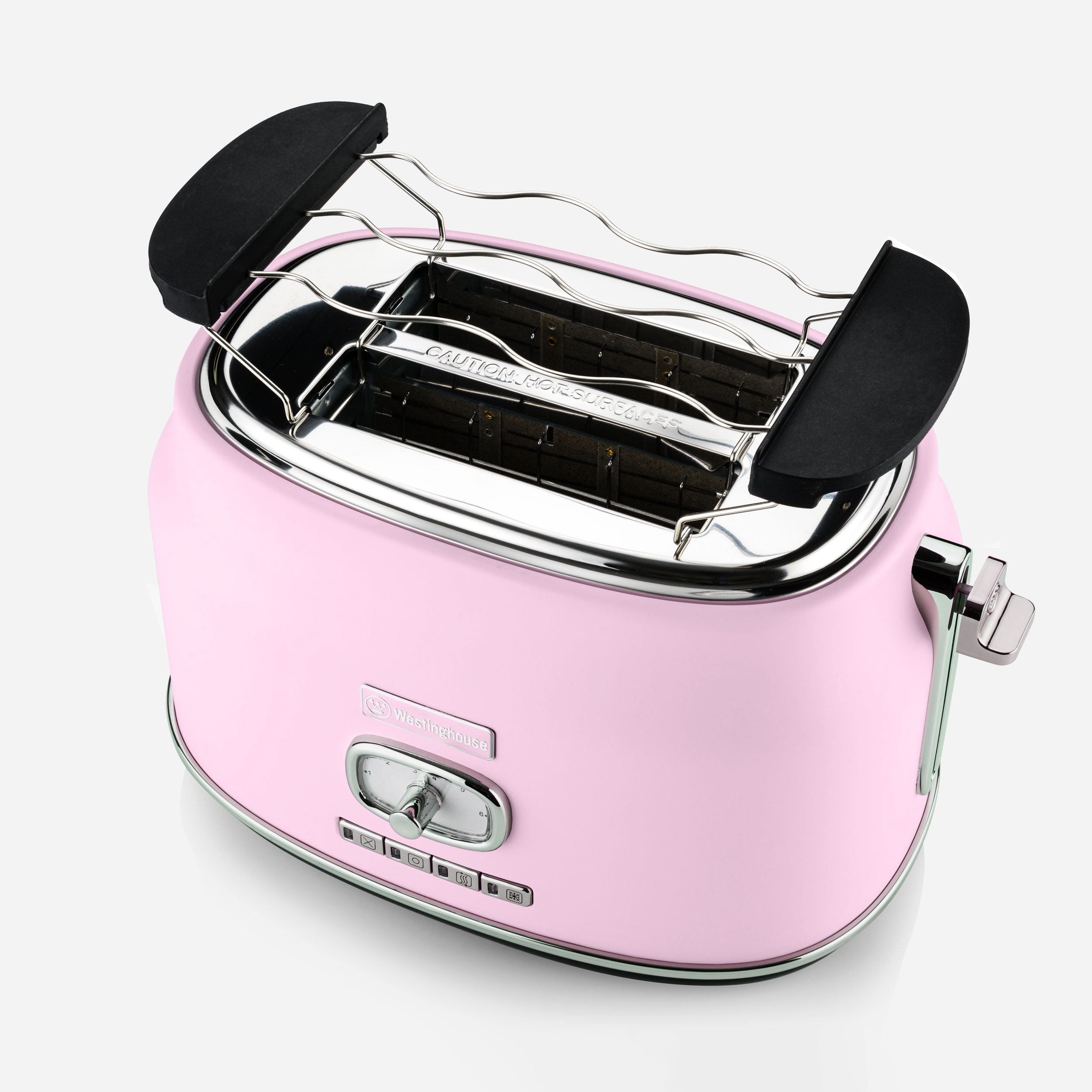 Rosa Toaster mit Chromakzenten, schwarzen Griffen und Bedienfeld, weißer Hintergrund.