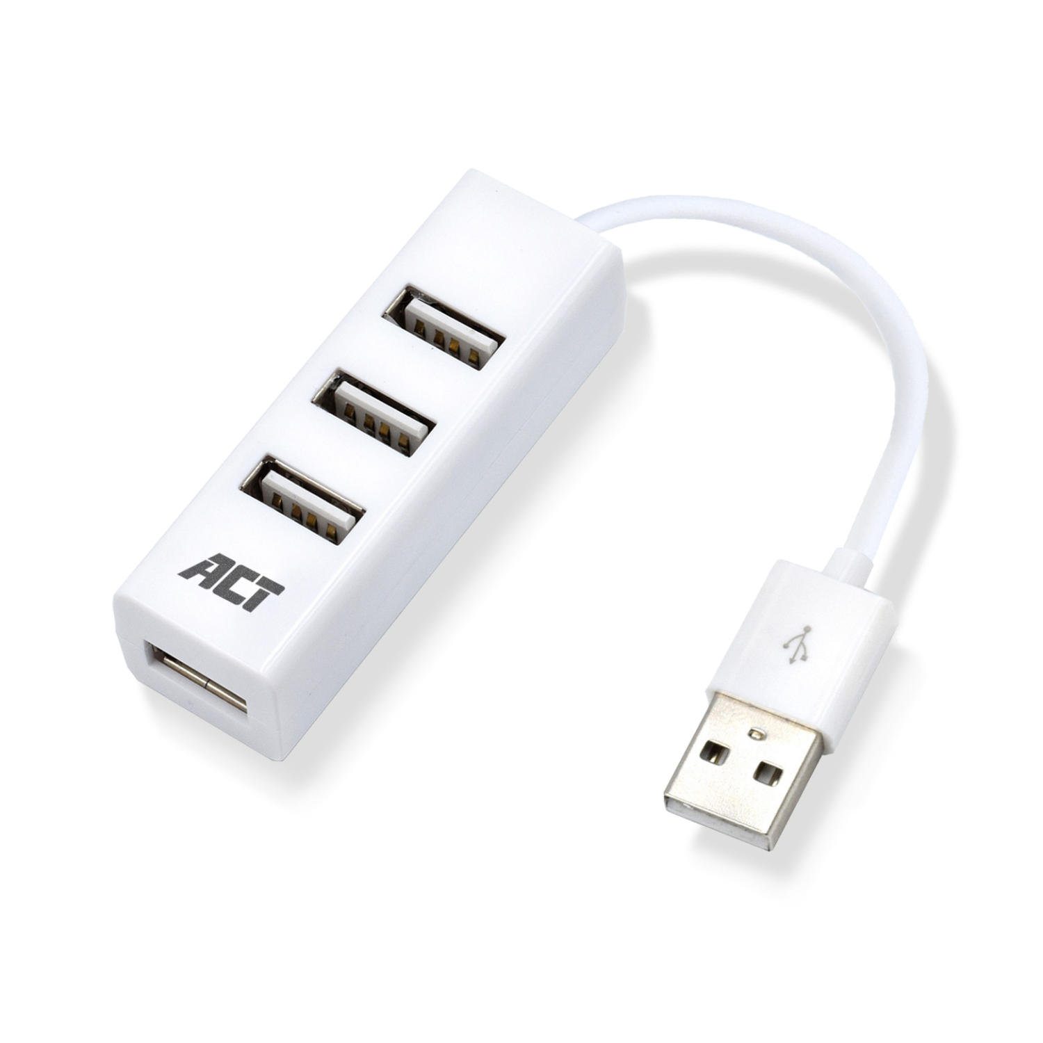 Weißer USB-Hub mit drei Anschlüssen und weißem Kabel auf weißem Hintergrund, ACT-Logo sichtbar.