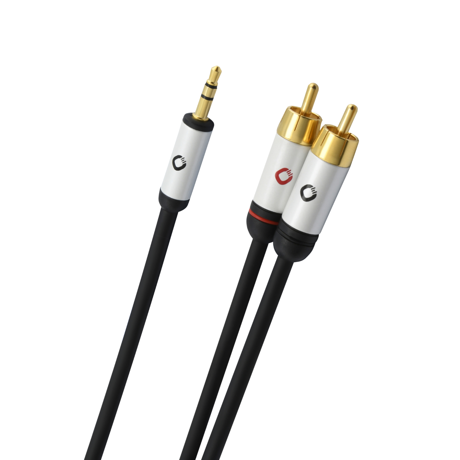 Gros plan sur deux câbles audio RCA avec une prise jack 3,5 mm. Les câbles sont noirs et blancs.