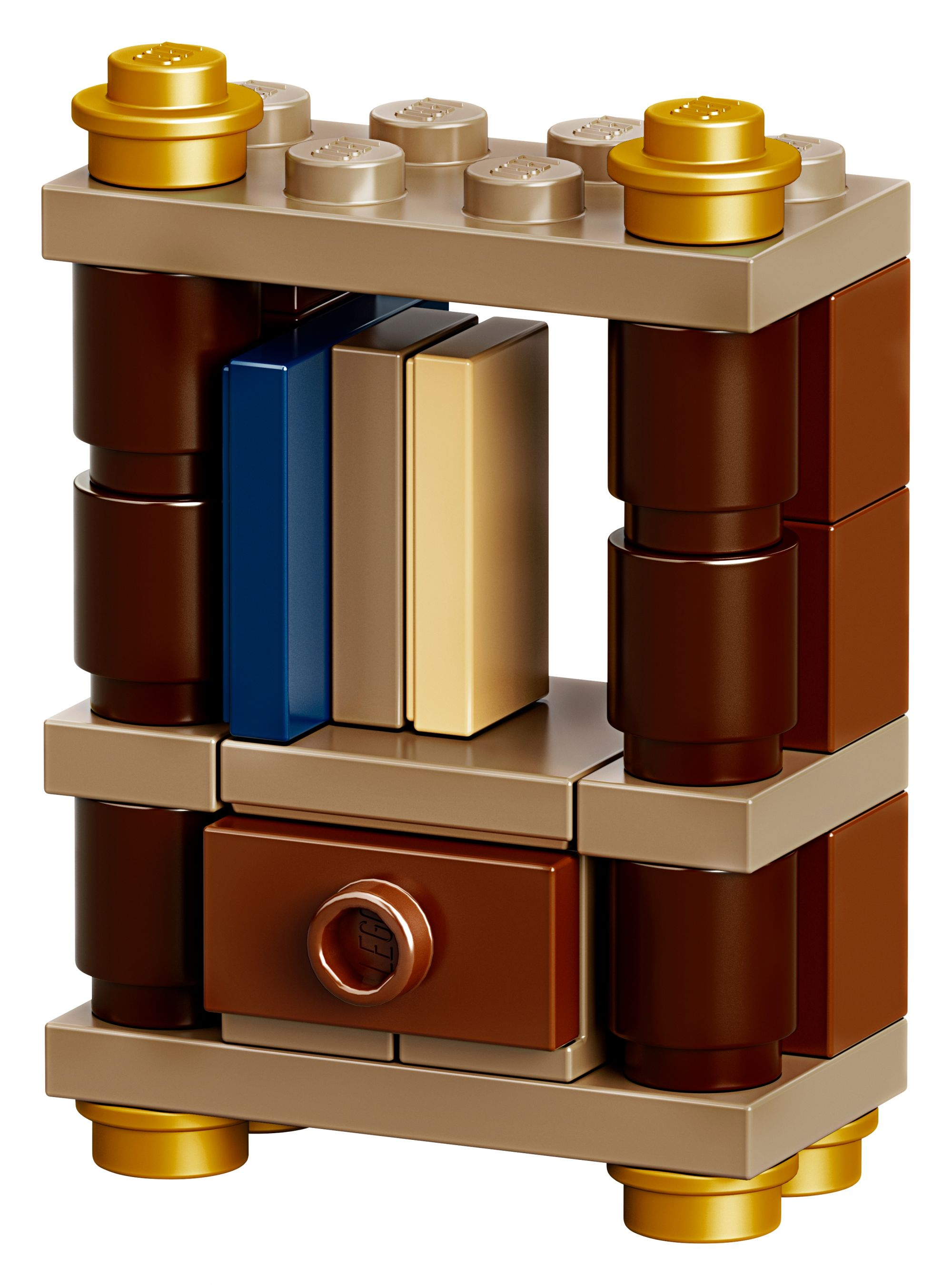 Lego-Bücherregalmodell mit Büchern und Schublade. Braune, beige und blaue Blöcke. Goldakzente. Weißer Hintergrund.