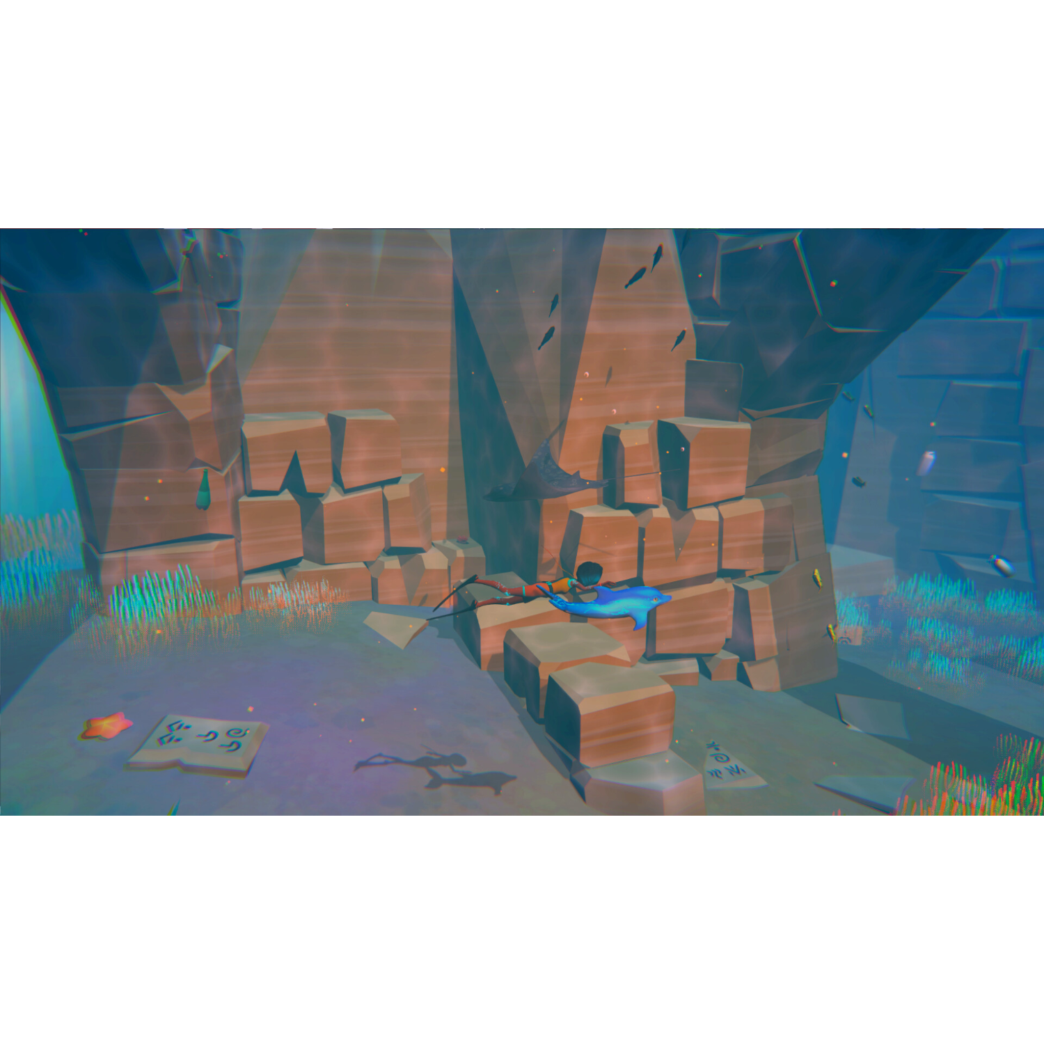 Scena podwodna ze strukturą kamienną, osobą i pływającymi rybami. Jasnoniebieska woda.