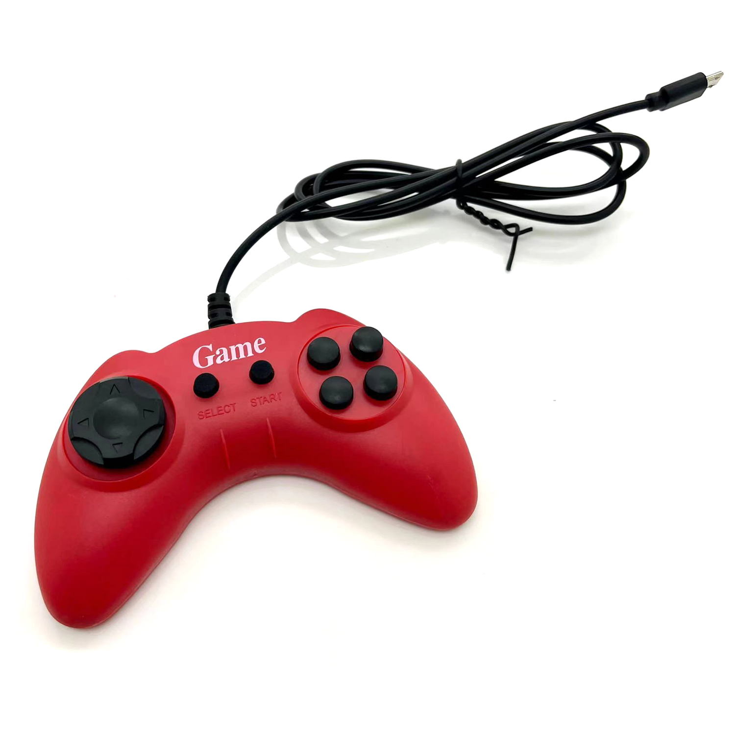 Controller di gioco rosso con pulsanti neri e cavo, su una superficie bianca.