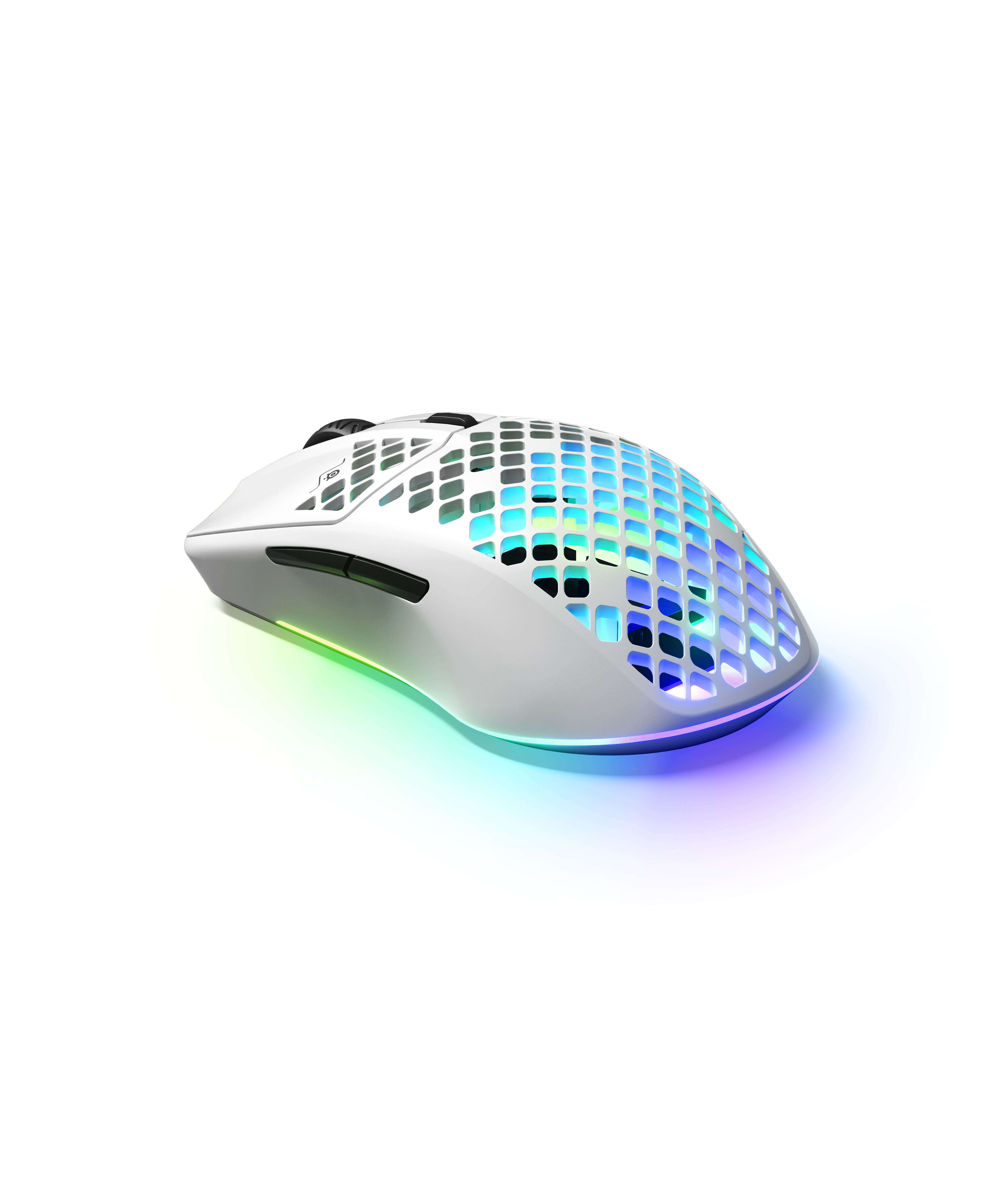 Weiße Gaming-Maus mit Wabenmuster, beleuchtet mit Regenbogenfarben.