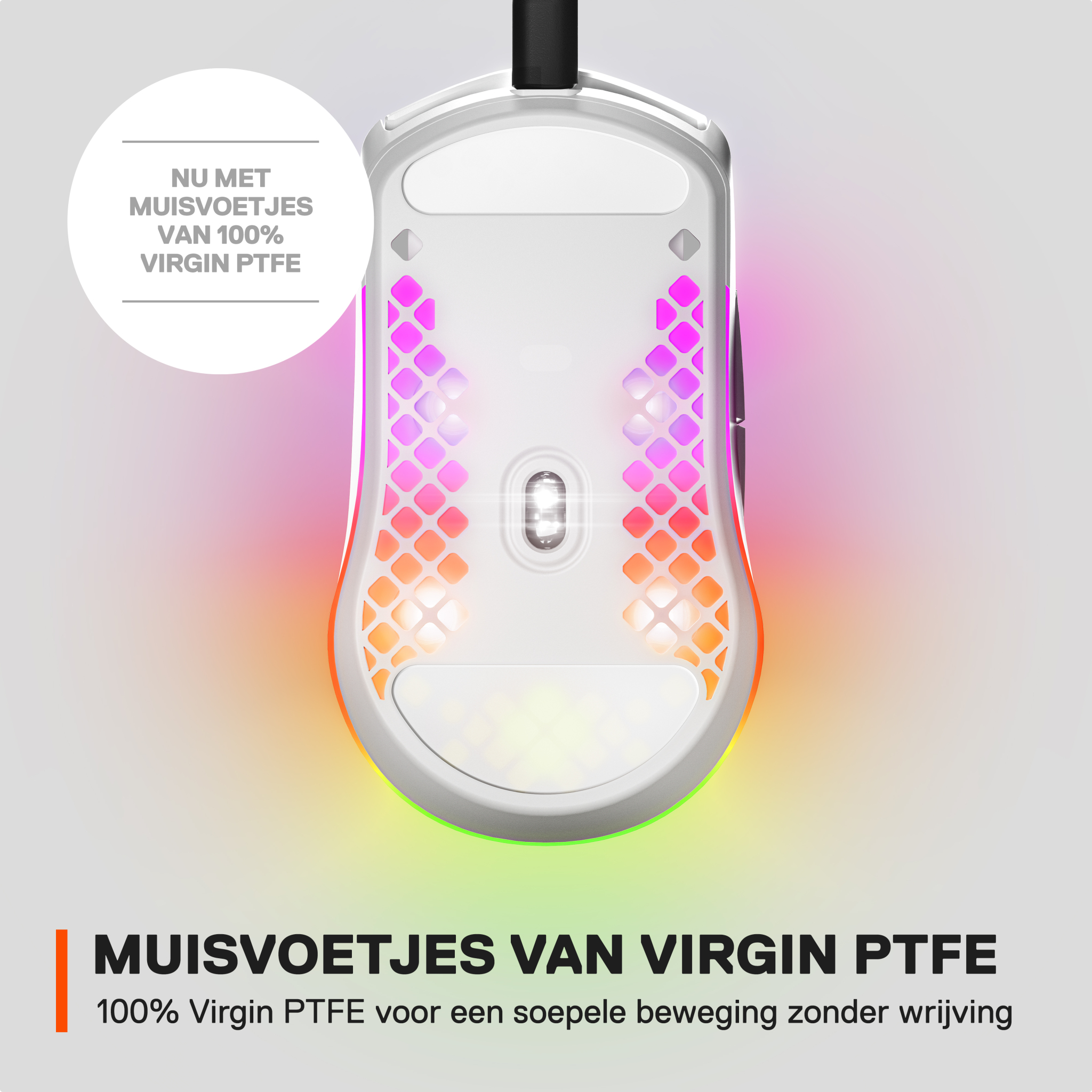 Unteransicht einer weißen Gaming-Maus mit bunten RGB-Lichtern und Text über PTFE-Mausfüße.