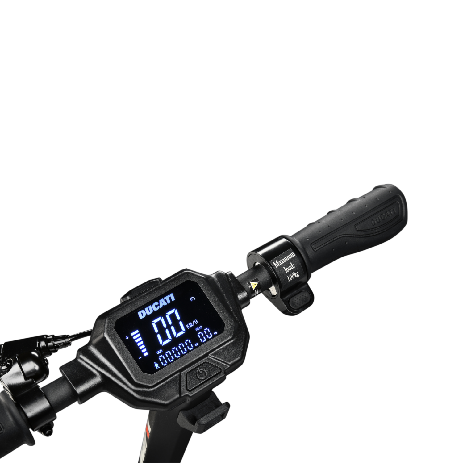 Primo piano del manubrio di uno scooter Ducati nero con display digitale e comandi.