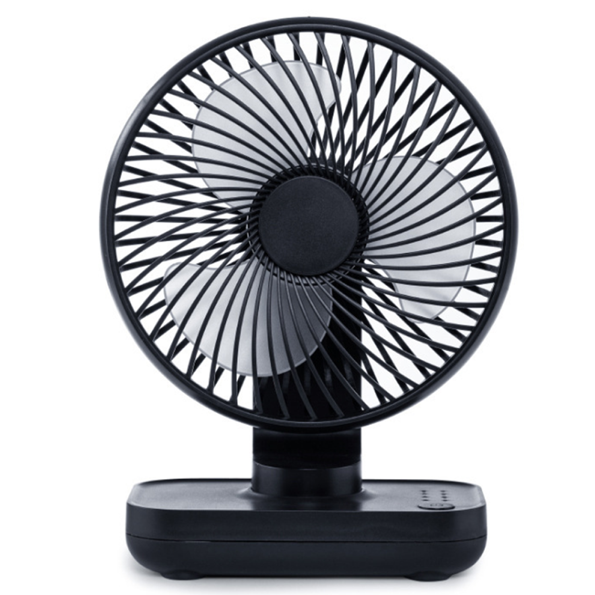 Schwarzer Schreibtischventilator mit drei weißen Flügeln, vor weißem Hintergrund.