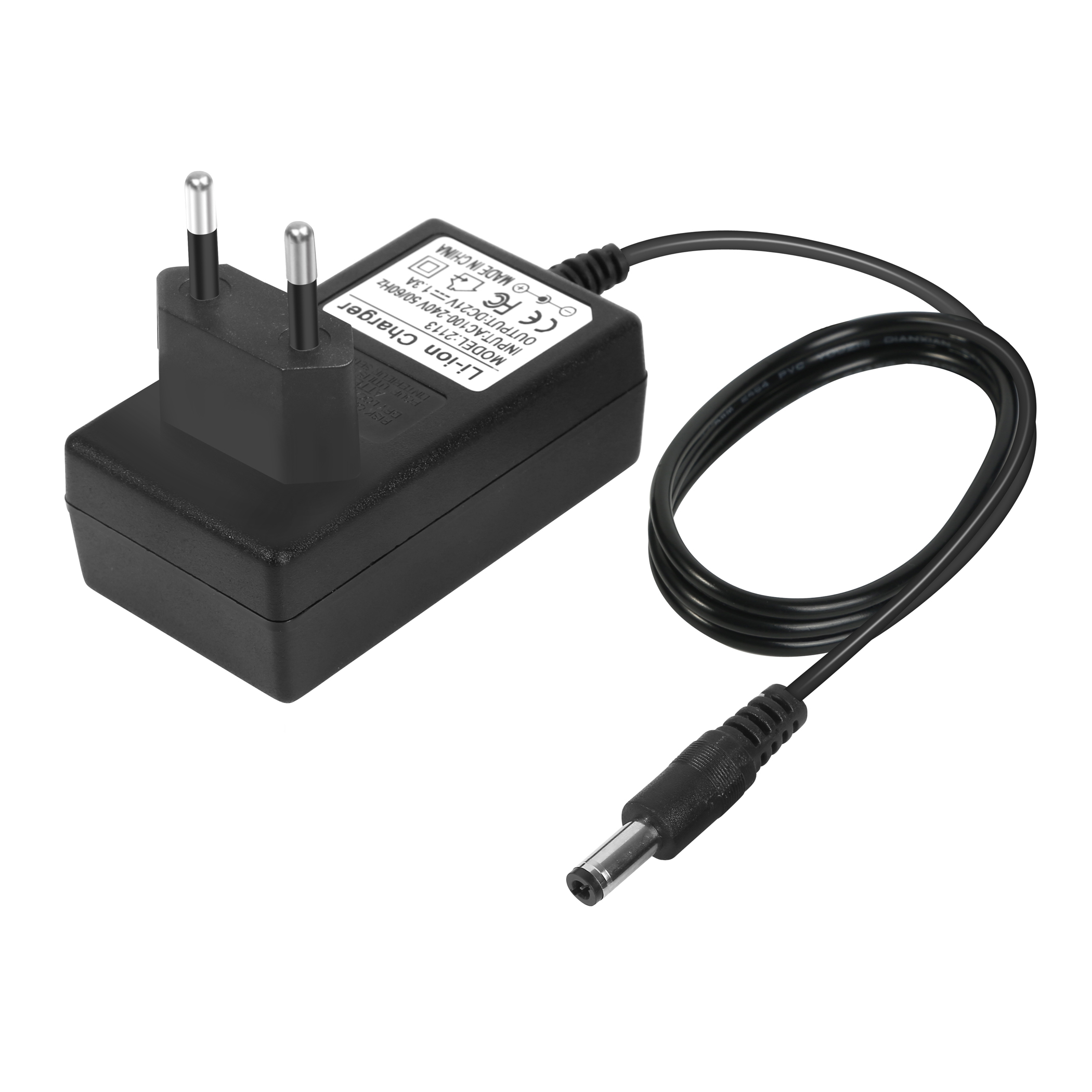 Schwarzes Netzteil mit Kabel und Stecker.