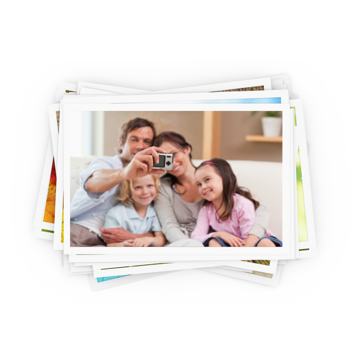 Stos zdjęć przedstawiających rodzinę robiącą zdjęcie aparatem.