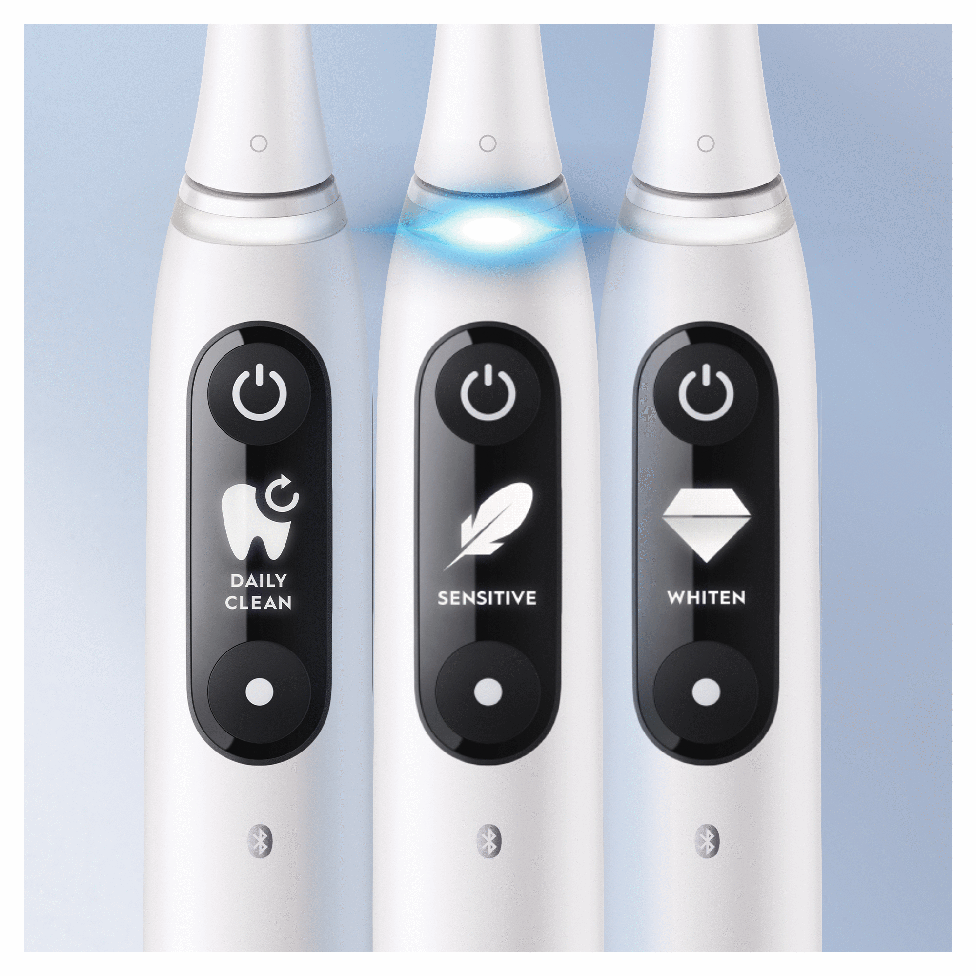 Tres cepillos de dientes eléctricos con diferentes modos de limpieza: Daily Clean, Sensitive y Whiten.