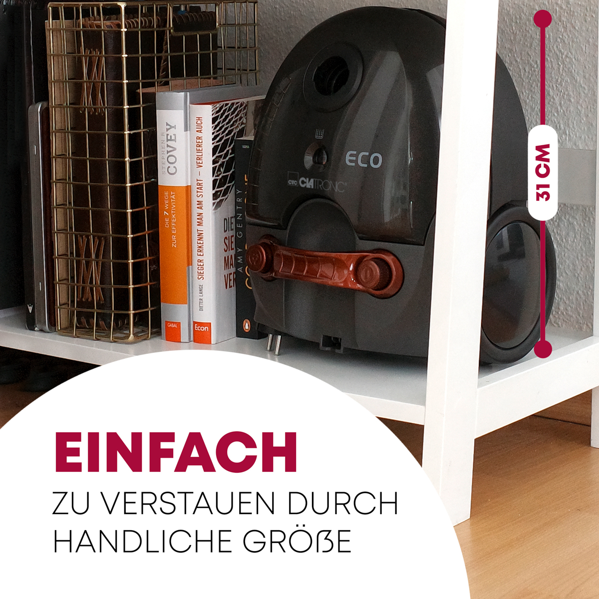 Odkurzacz wewnątrz białej półki z książkami. Tekst: Łatwy do przechowywania.