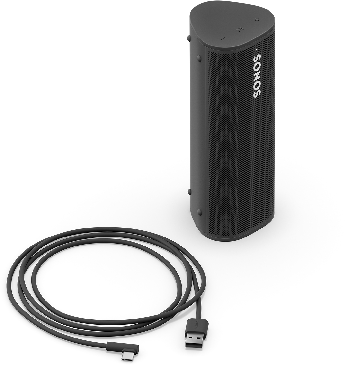 Un altavoz Sonos negro con un cable USB. El altavoz está sobre un fondo blanco.