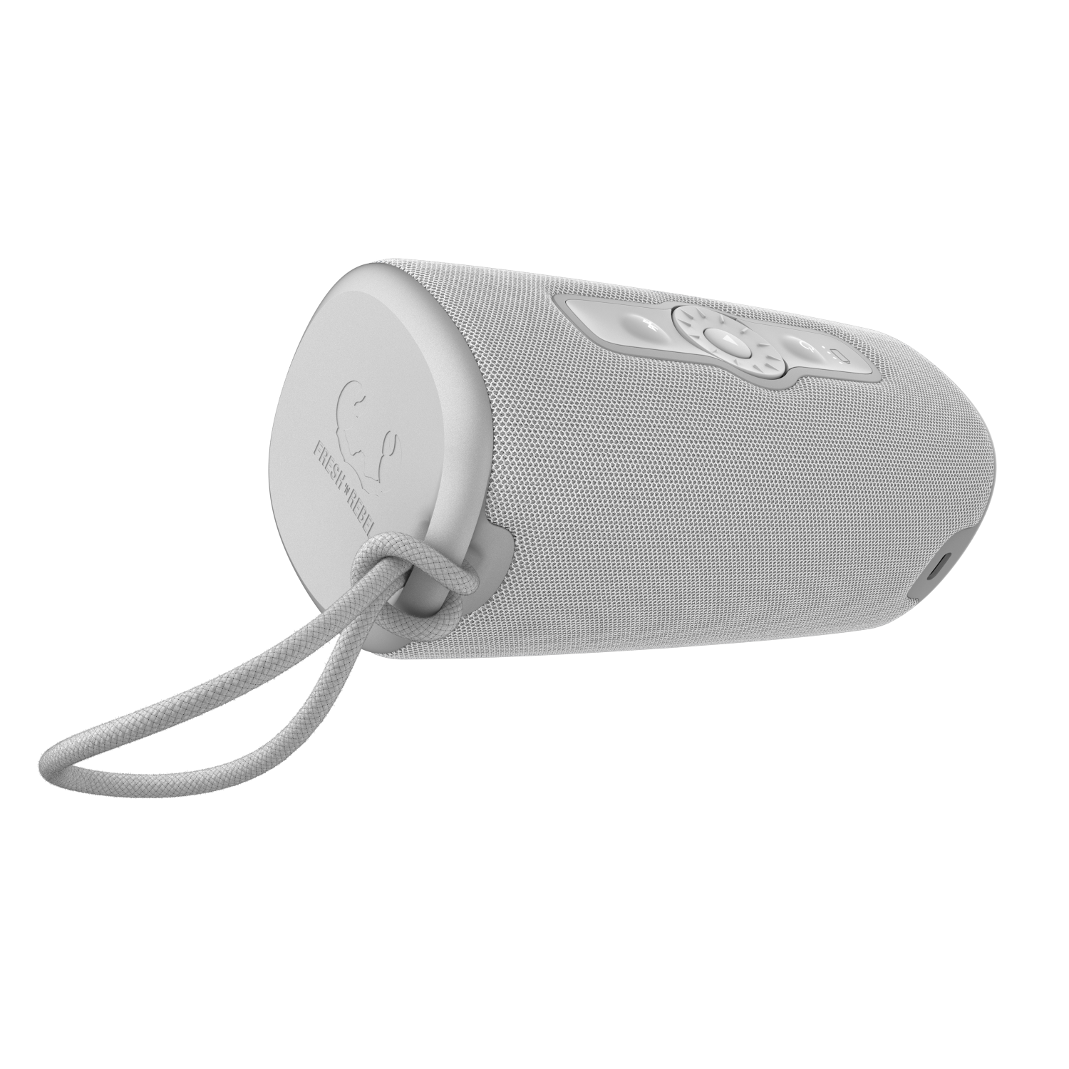 Biały głośnik z logo Fresh 'n Rebel, siatkową teksturą i przyciskami. Uchwyt pętelkowy z boku.