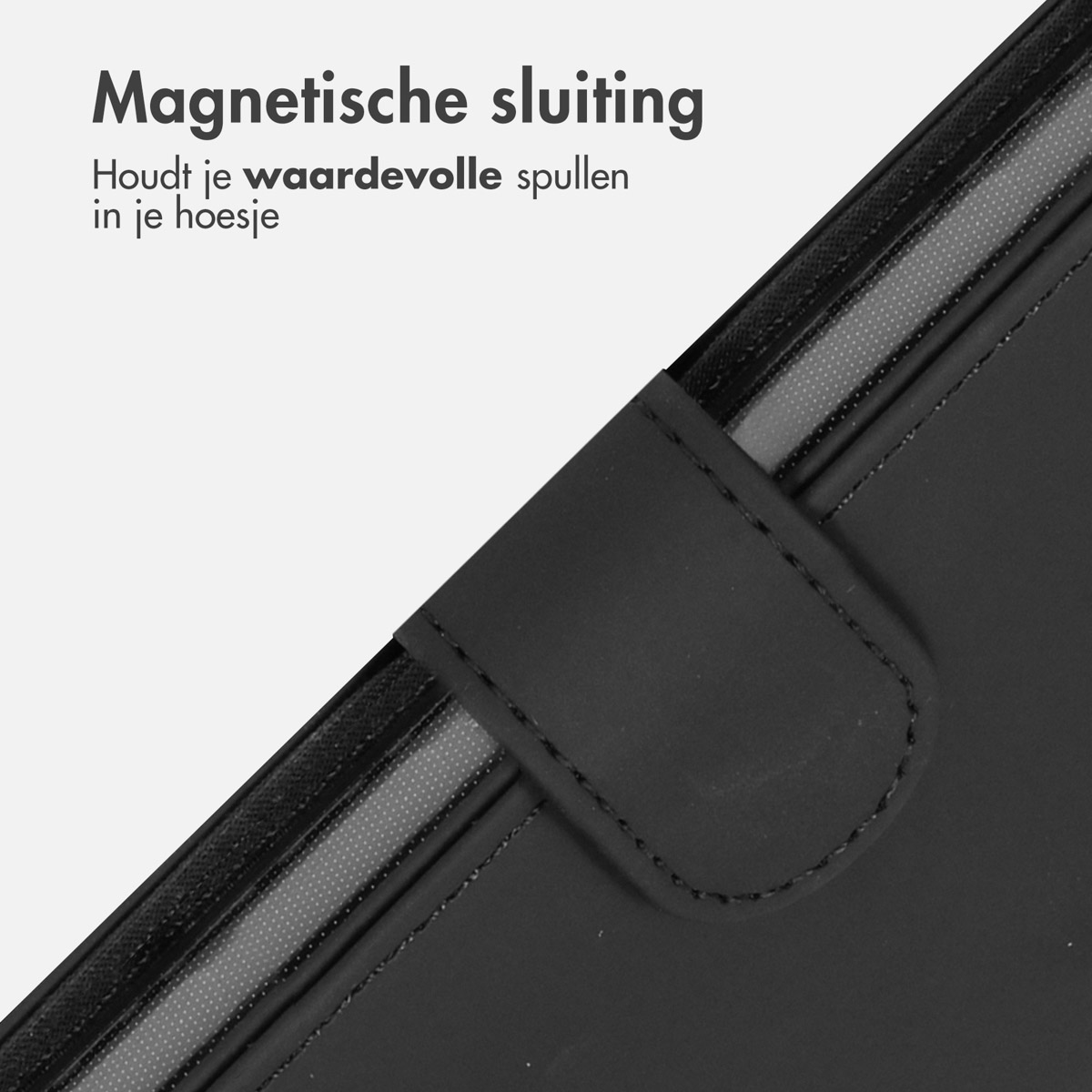 Schwarzes Etui mit Magnetverschluss. Der Text 'Magnetische sluiting' ist sichtbar.