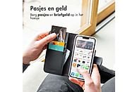 ACCEZZ Wallet Softcase Bookcase Telefoonhoesje voor Samsung Galaxy S22 Zwart