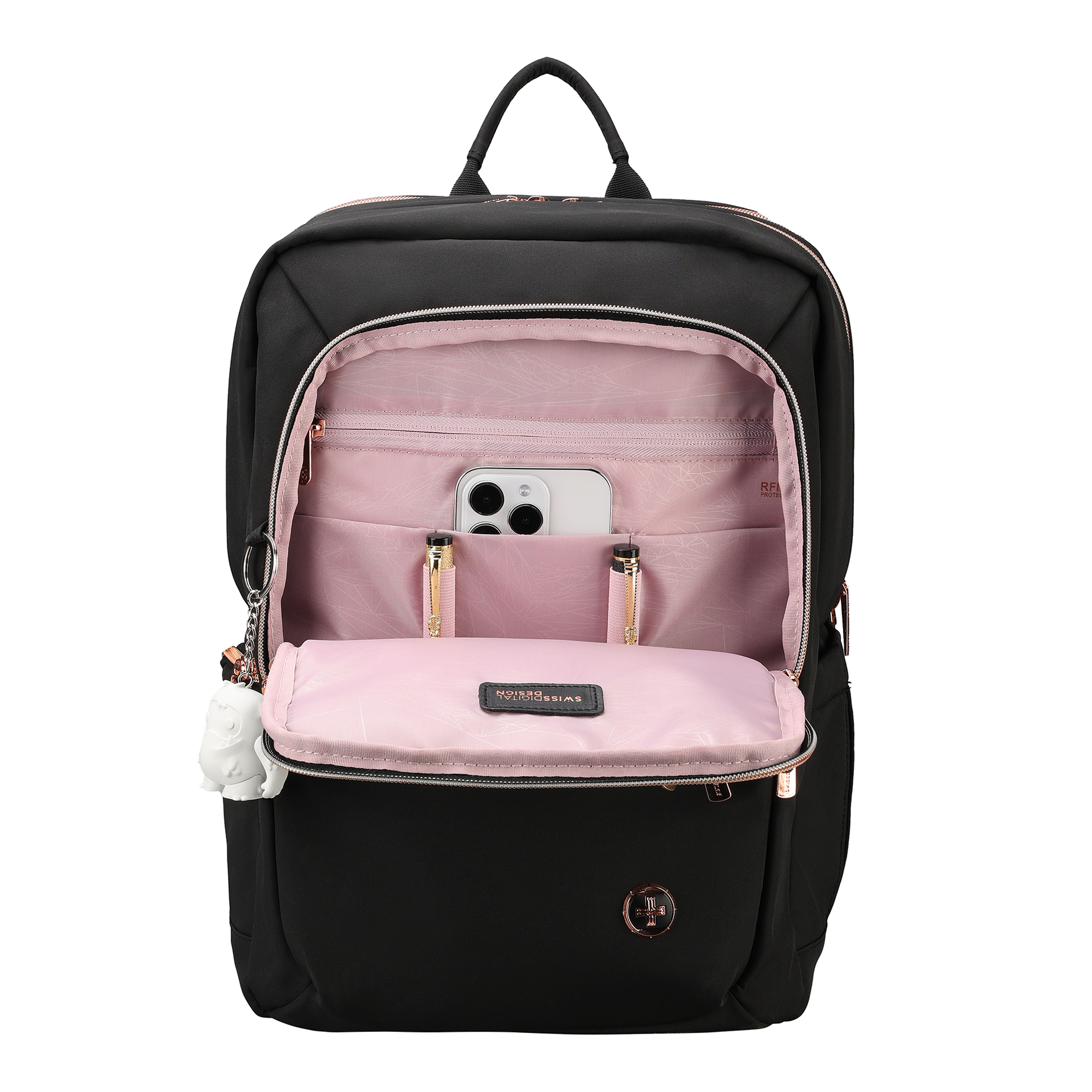 Zaino nero con parte superiore aperta, interno rosa e telefono, penne e un ciondolo bianco.