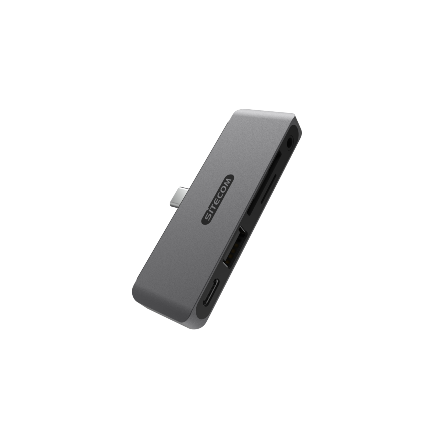 Een grijze Sitecom USB-hub met meerdere poorten en een zwarte kabel. Hij is schuin geplaatst tegen een zwarte achtergrond.