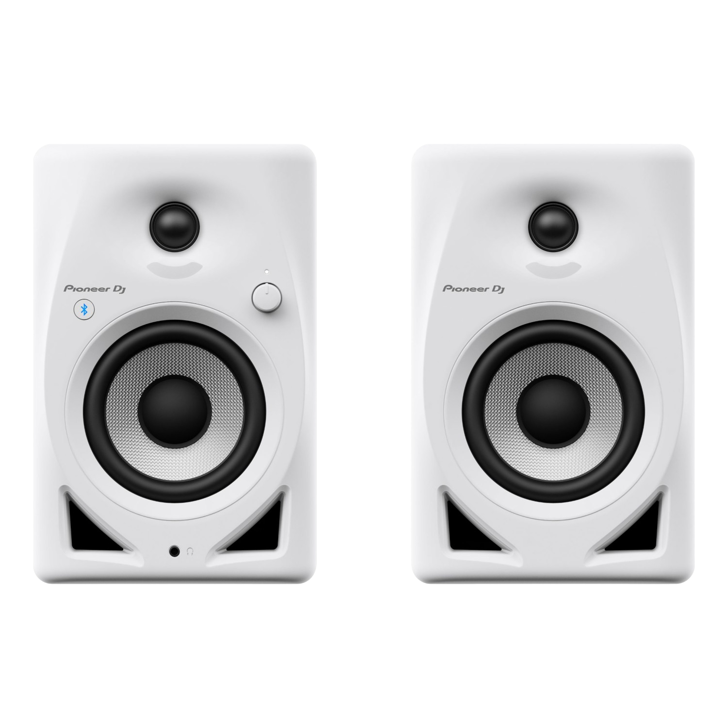 Twee witte Pioneer DJ-luidsprekers, schuin, op een zwarte achtergrond, met een bedieningsknop en een logo.