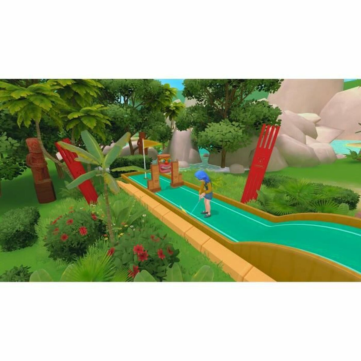 Una persona jugando al minigolf en un campo verde. Una bandera roja es visible. Árboles y arbustos rodean el campo.