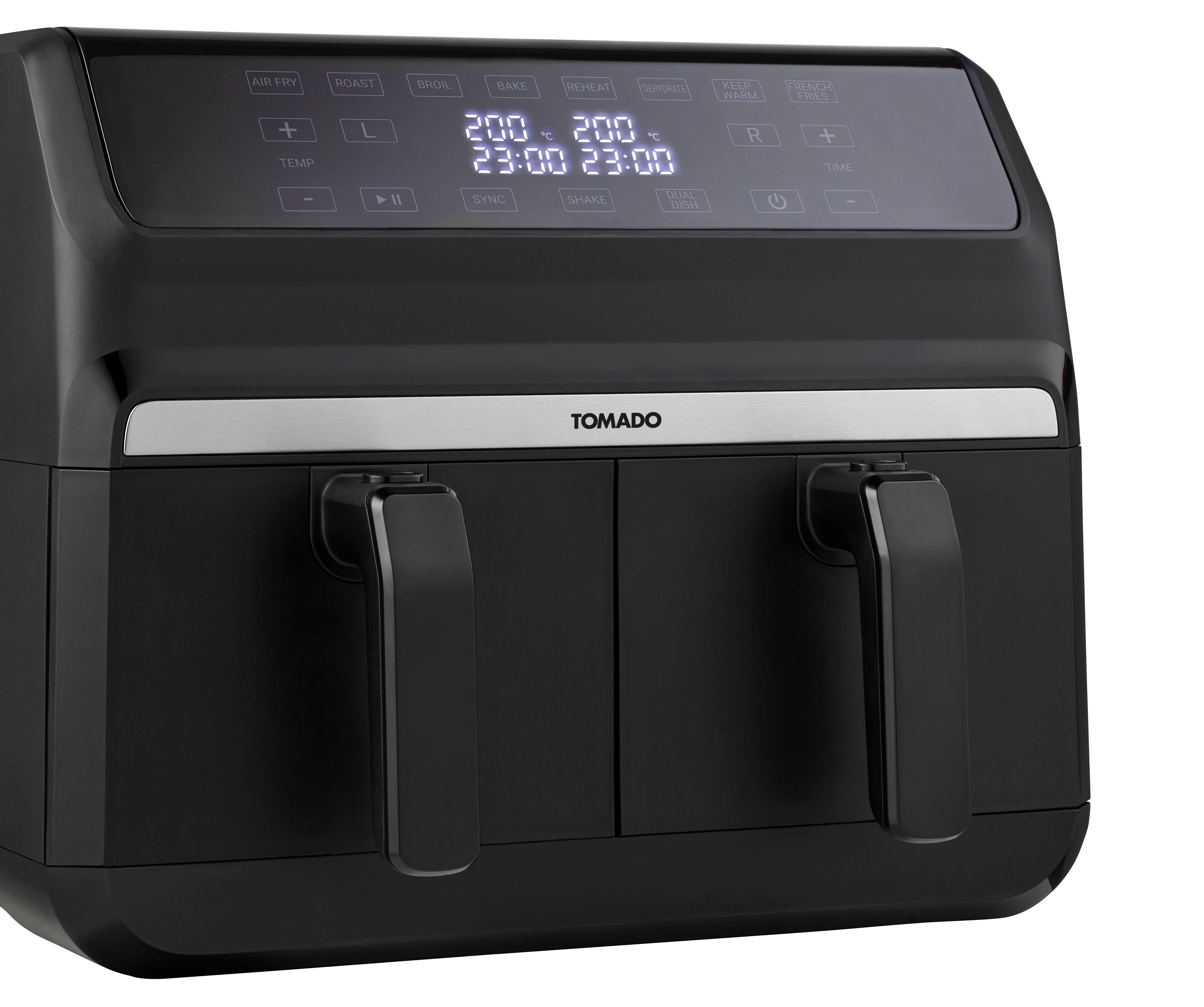 Zwarte Tomado airfryer met twee handgrepen en een digitaal display. De merknaam is zichtbaar.