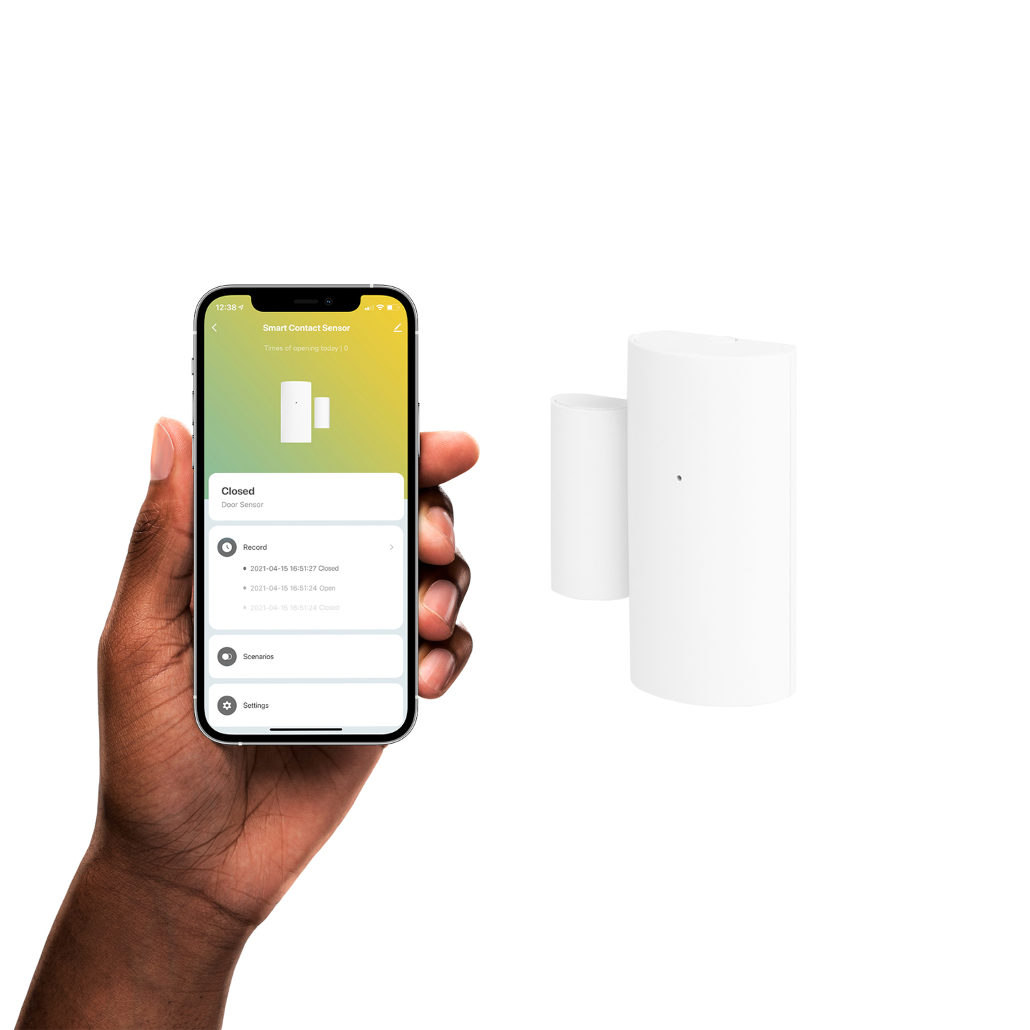 Hand, die ein Telefon hält, das eine Smart-Kontaktsensor-App anzeigt. Rechter Sensor.