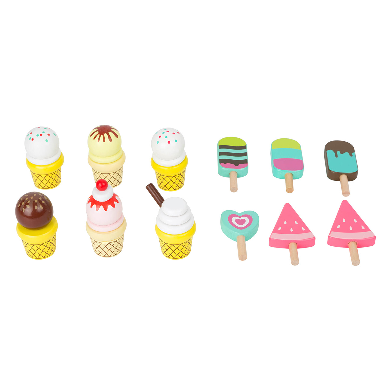 Sammlung von hölzernen Eisspielzeugen und Eis am Stiel mit verschiedenen Farben und Formen, auf Weiß.