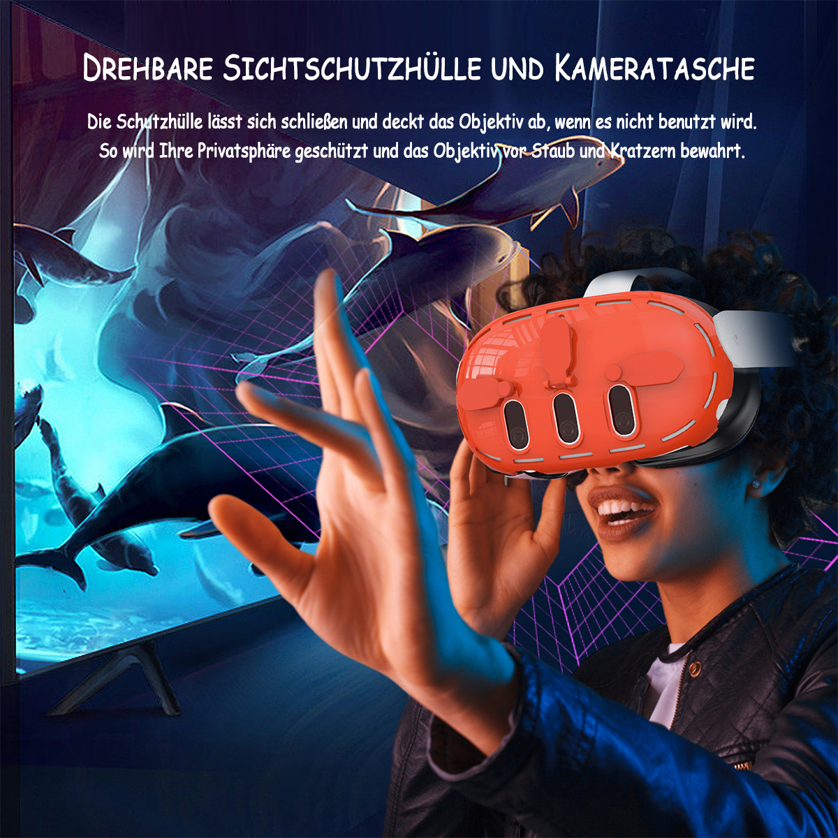 Eine Person trägt ein VR-Headset mit orangefarbener Abdeckung und hält die Hand hoch. Delphine im Hintergrund.