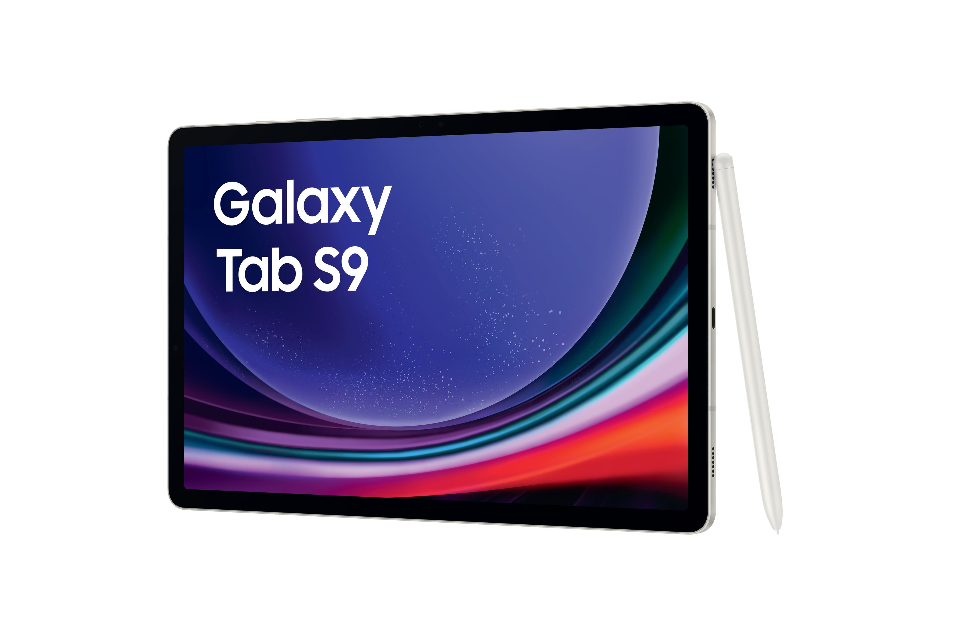 Ein Tablet mit Stift auf weißer Oberfläche. Der Bildschirm zeigt 'Galaxy Tab S9'.