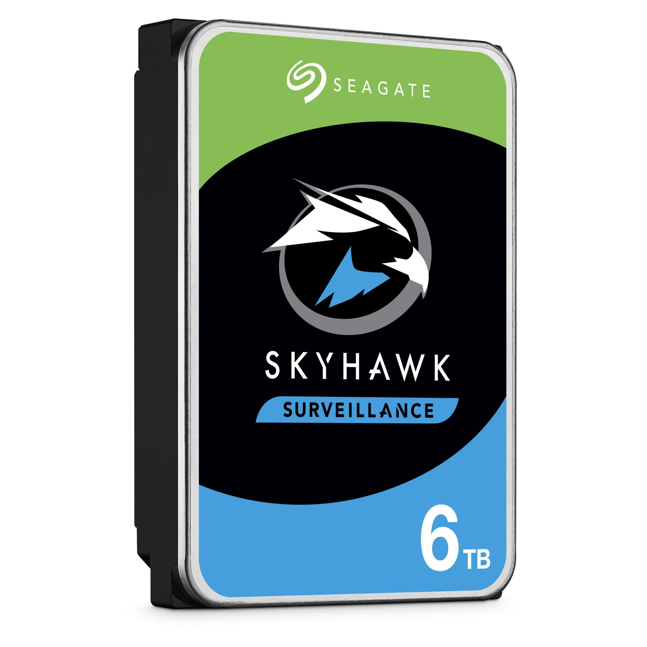 Dysk twardy Seagate Skyhawk. Czarno-zielono-niebieska kolorystyka. Białe tło.