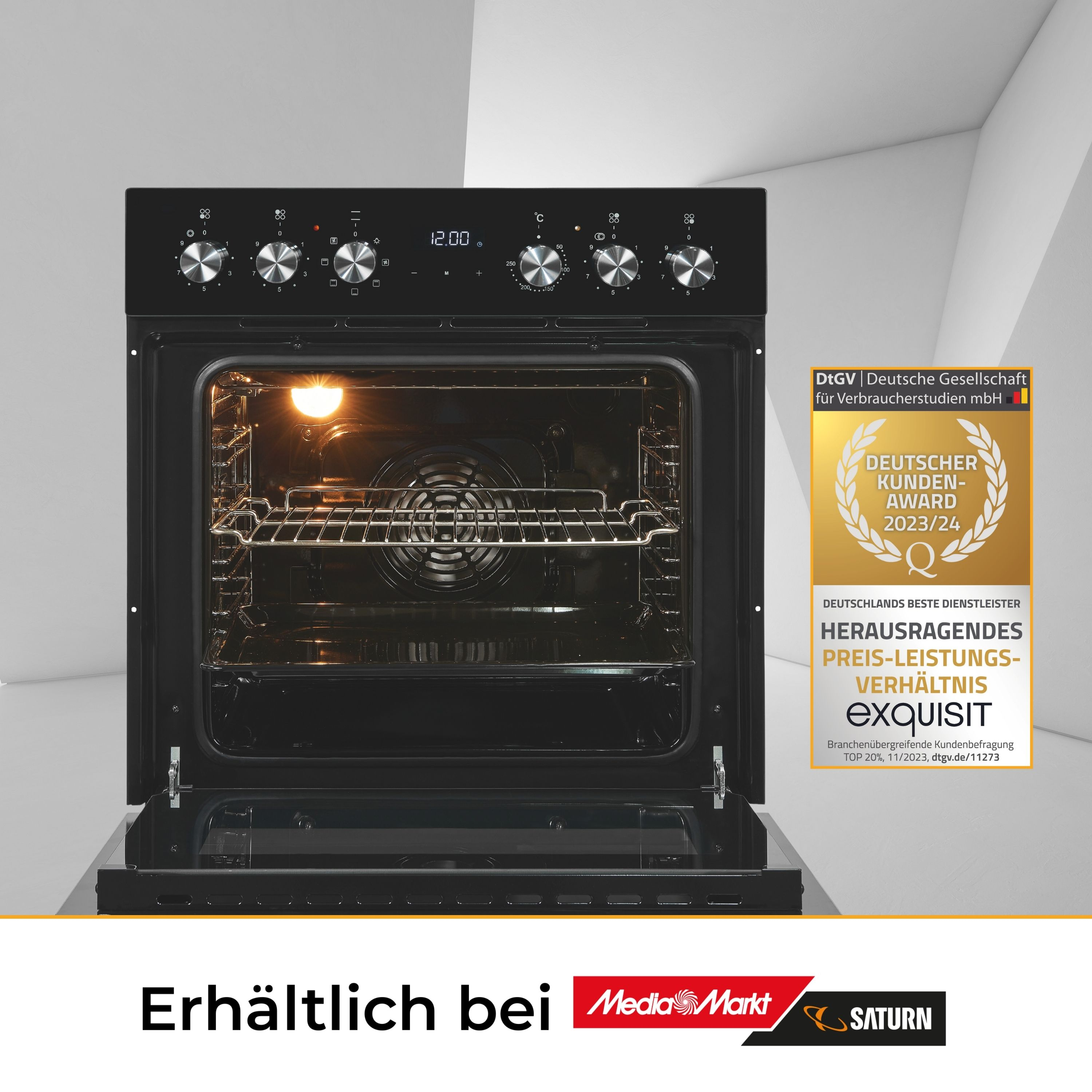 Schwarzer Backofen mit offener Tür, Innenraum beleuchtet. Goldene Auszeichnung rechts. Marke EXQUISIT.