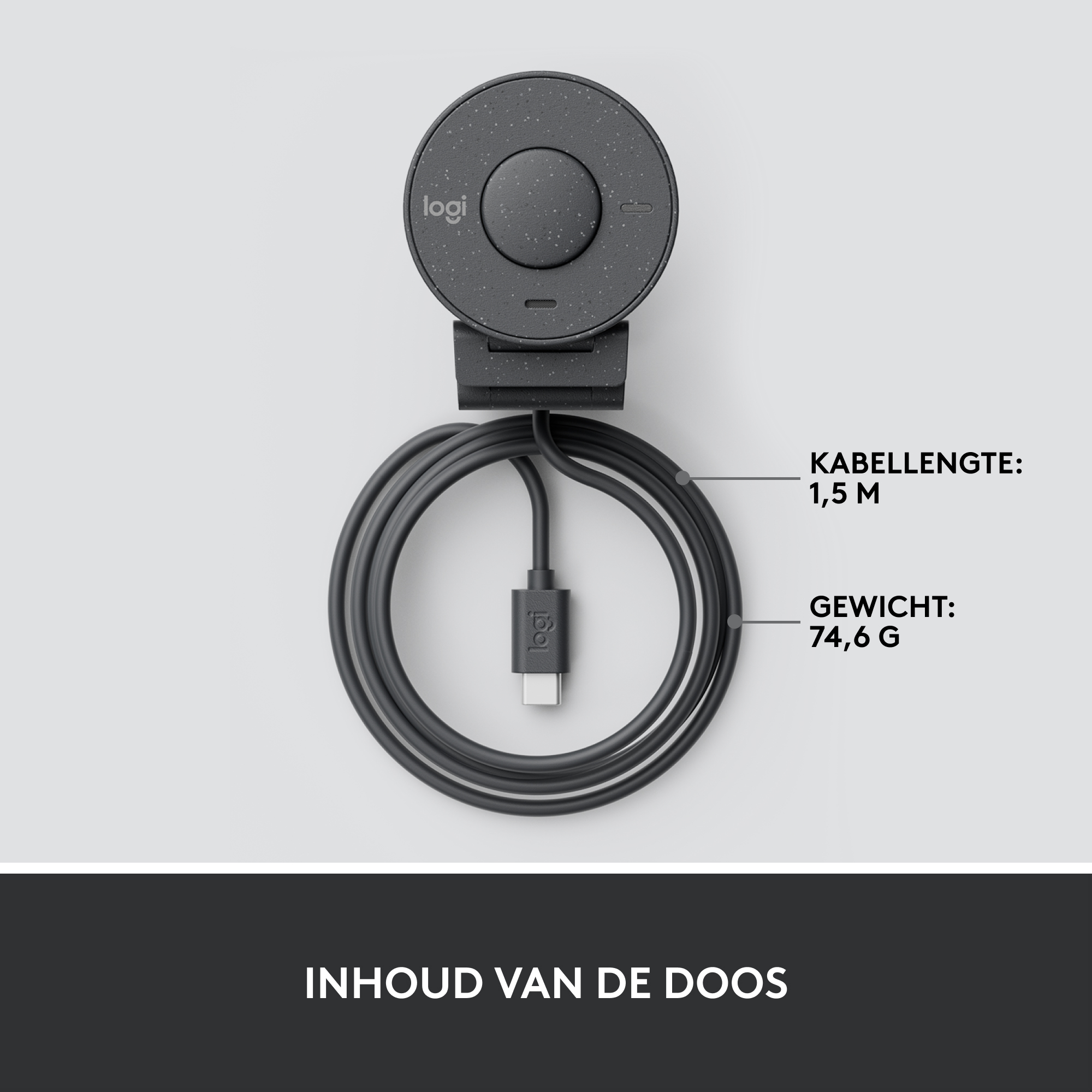 Eine schwarze Webcam mit schwarzem Kabel und USB-C-Anschluss auf weißem Hintergrund.