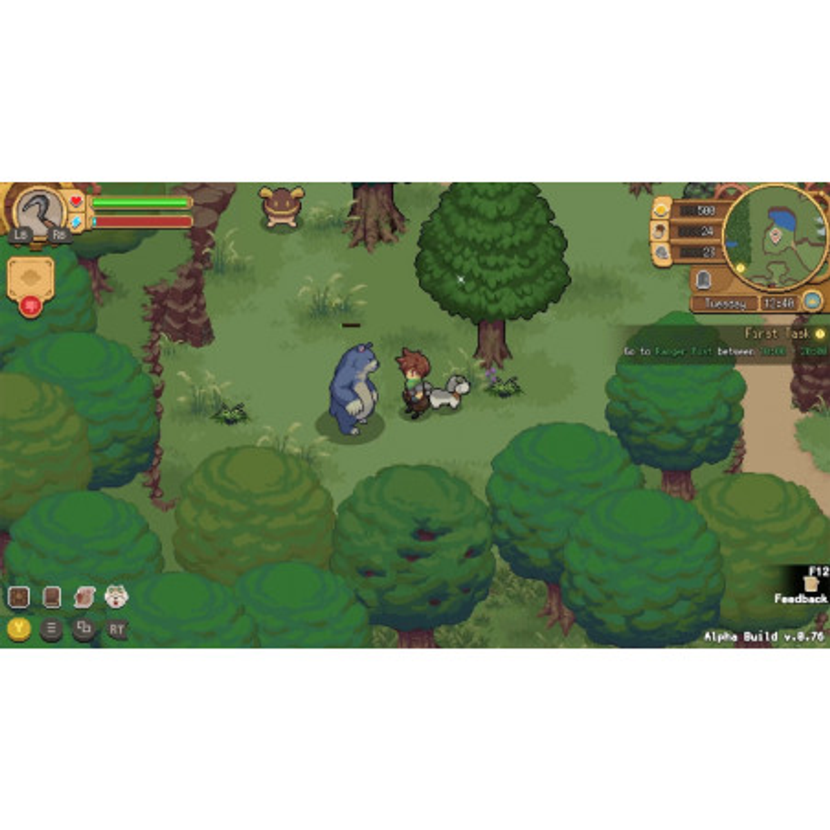 Escena de videojuego pixelada con personajes en un bosque. Los árboles rodean un camino; elementos de la interfaz de usuario presentes.