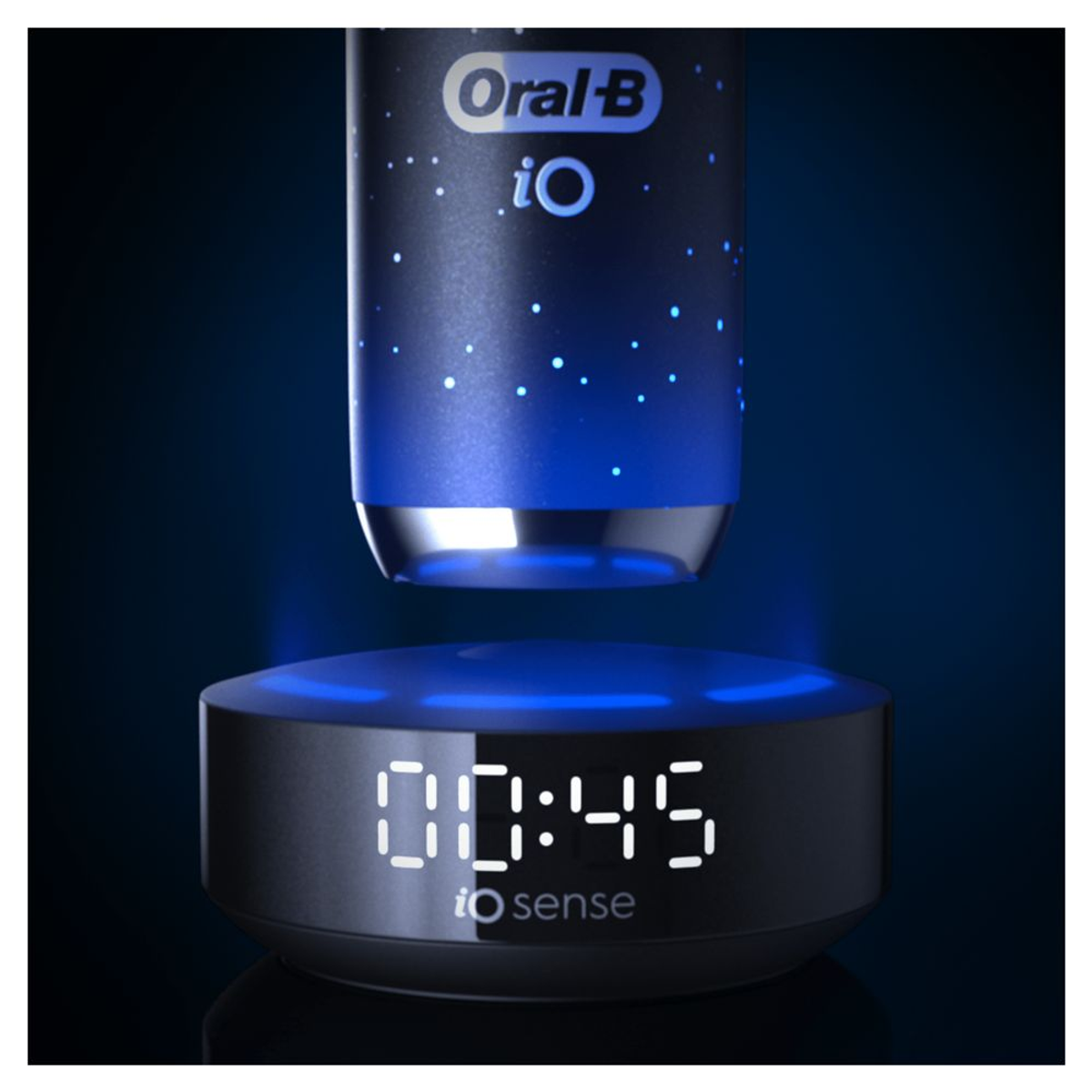 Spazzolino elettrico Oral-B iO e base di ricarica con timer.