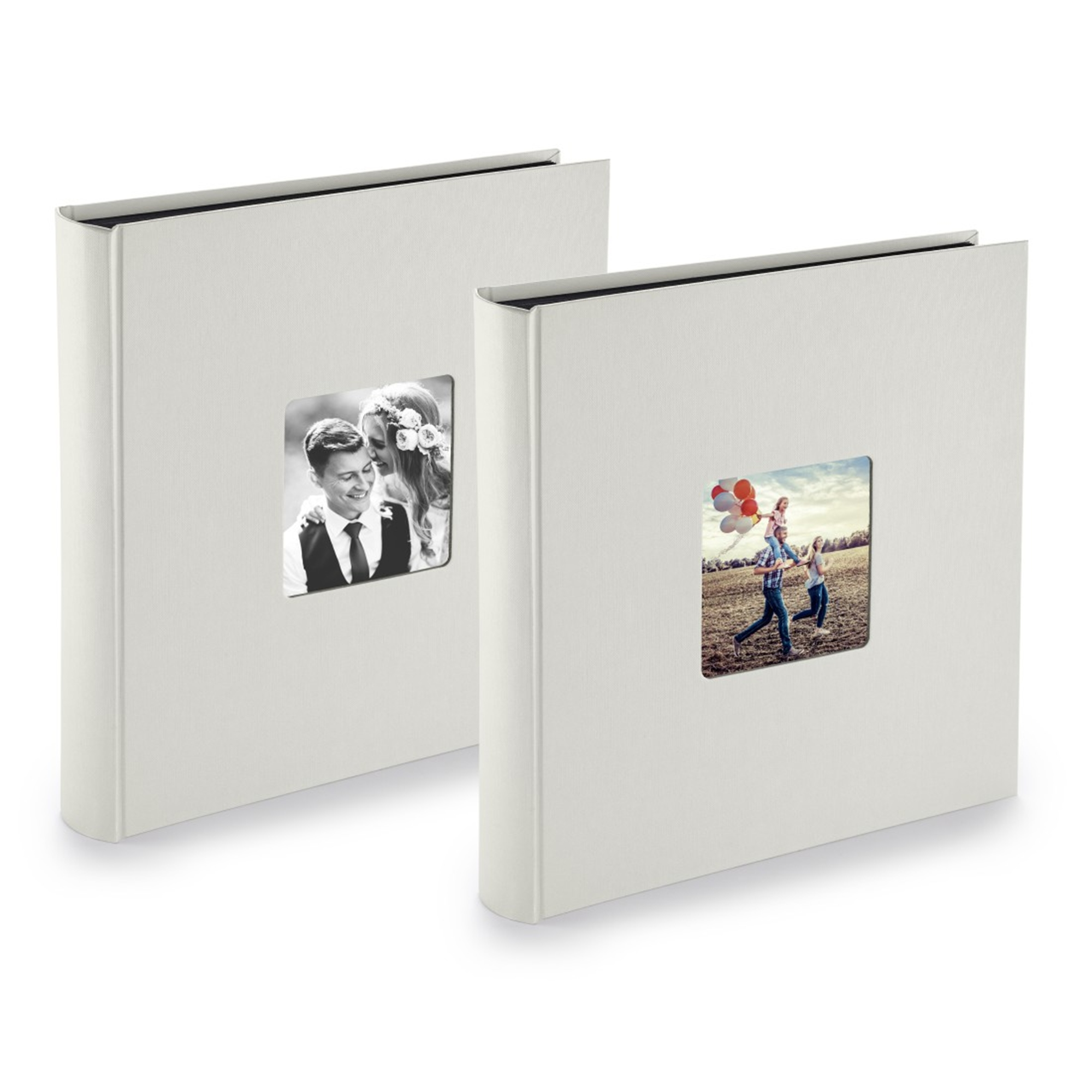 Zwei weiße Fotoalben mit einem Ausschnitt zur Anzeige eines Fotos. Eines hat ein Paar, das andere eine Familie.
