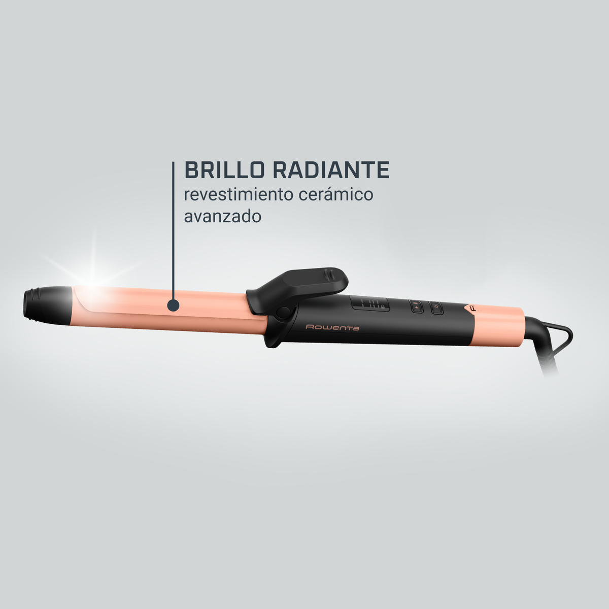 Rizador de pelo con barril rosa y mango negro. El detalle del producto está anotado.