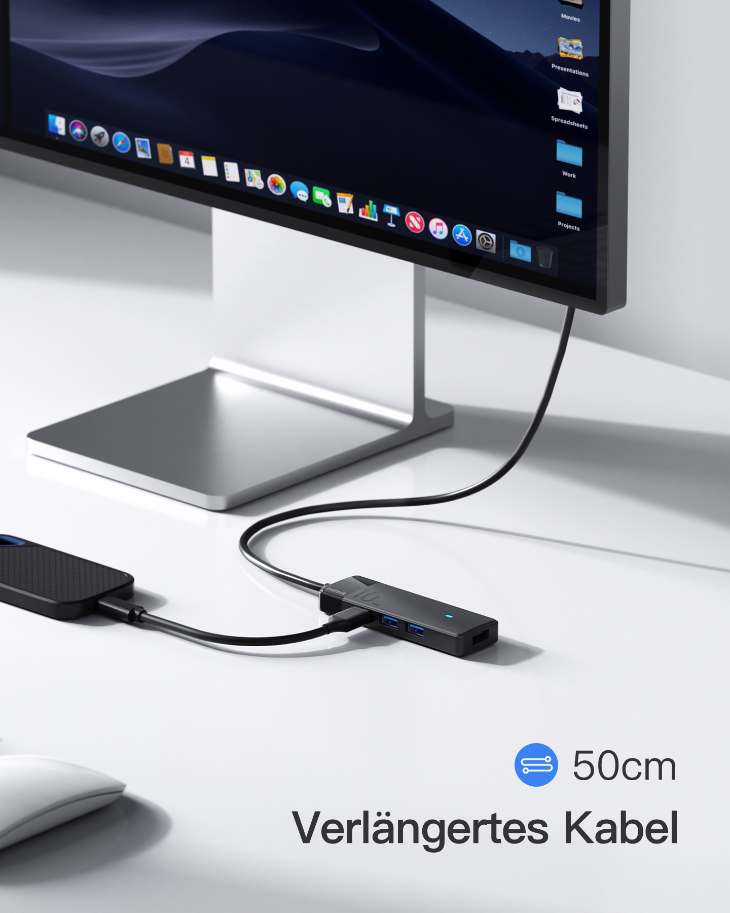 Ein schwarzer Hub, der mit einem Monitor verbunden ist, mit Maus und 50 cm Kabel.