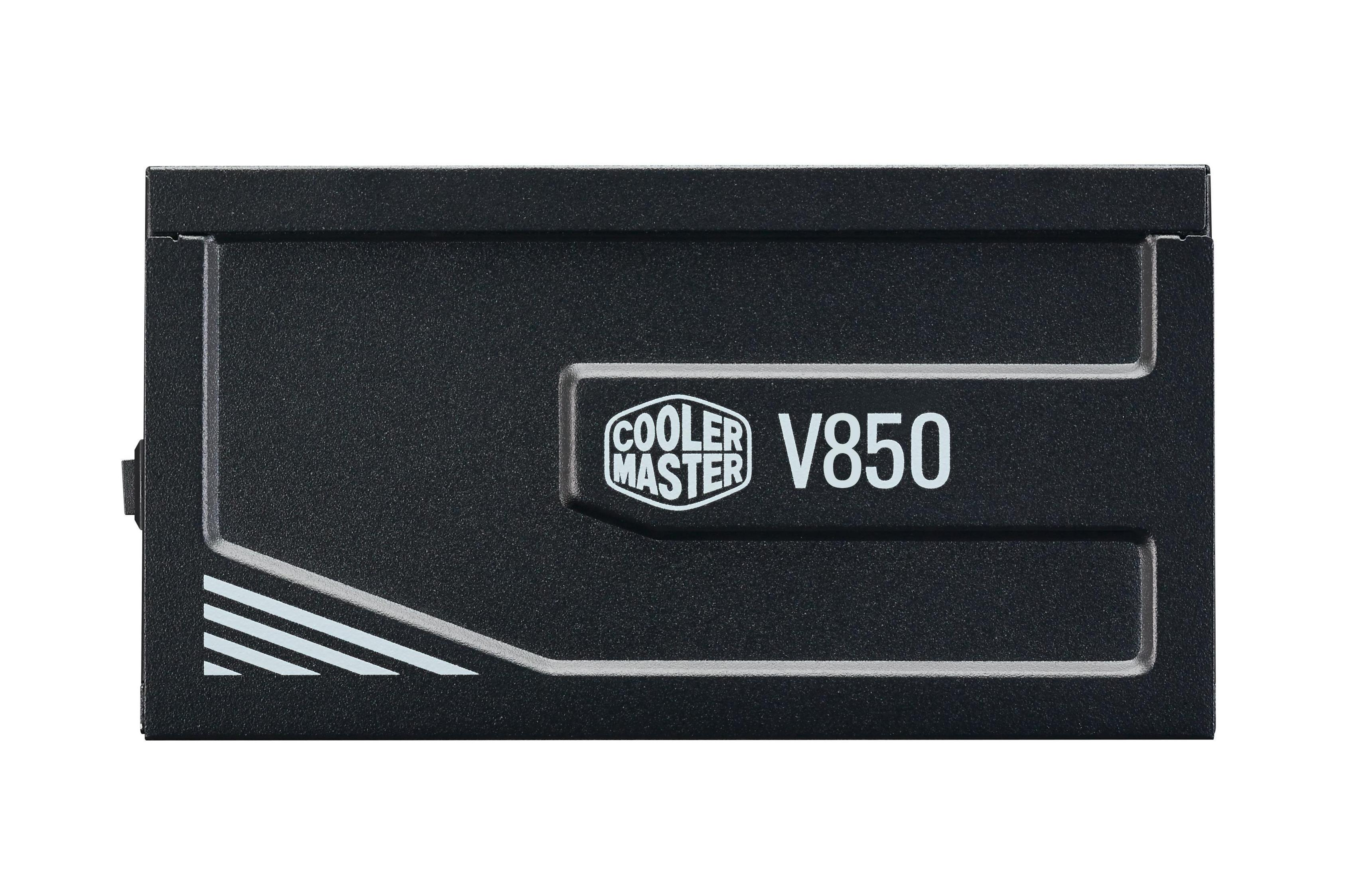 Un alimentatore Cooler Master V850 nero su sfondo bianco.