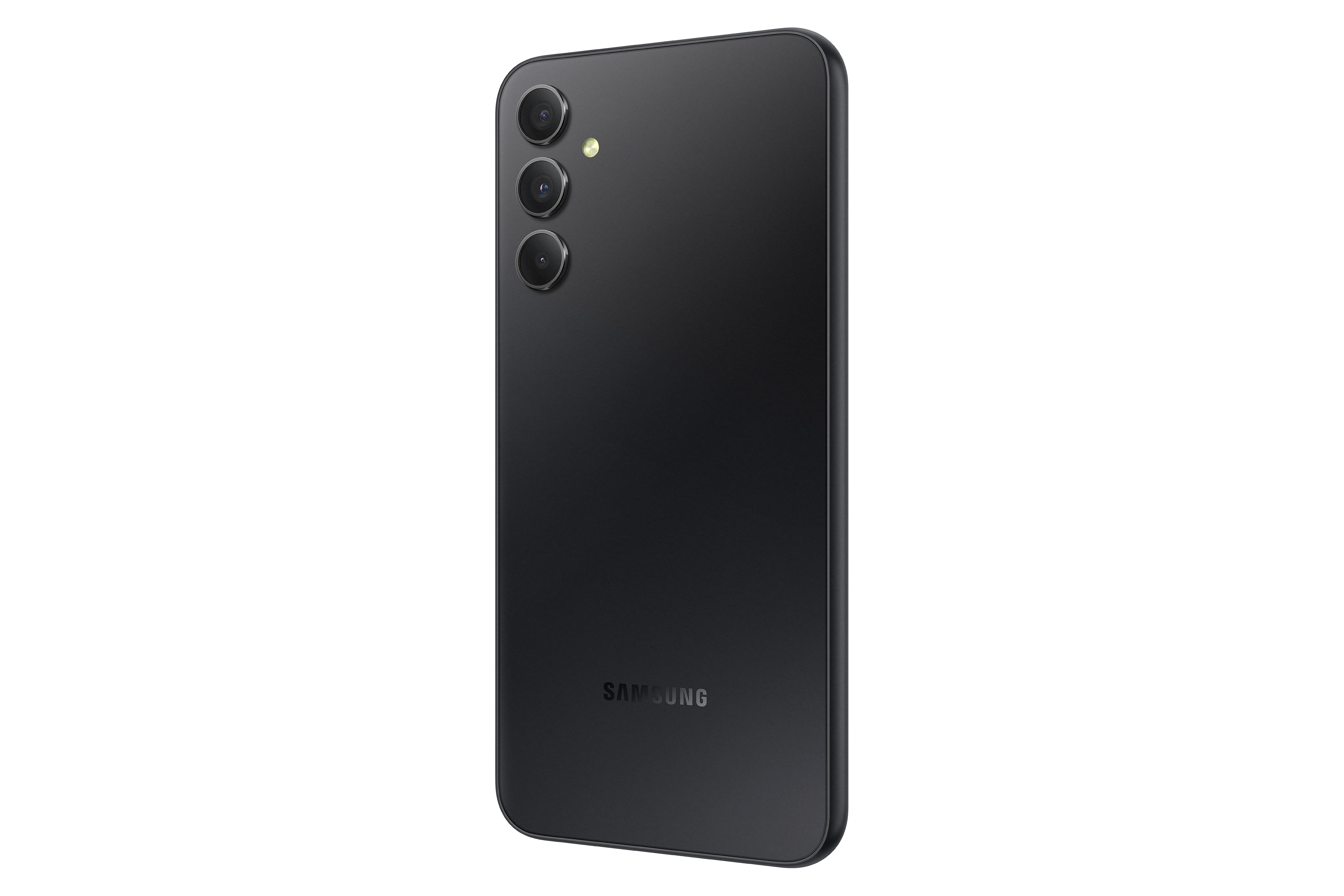 Czarny tył smartfona, trzy kamery, logo Samsung. Czarne tło.